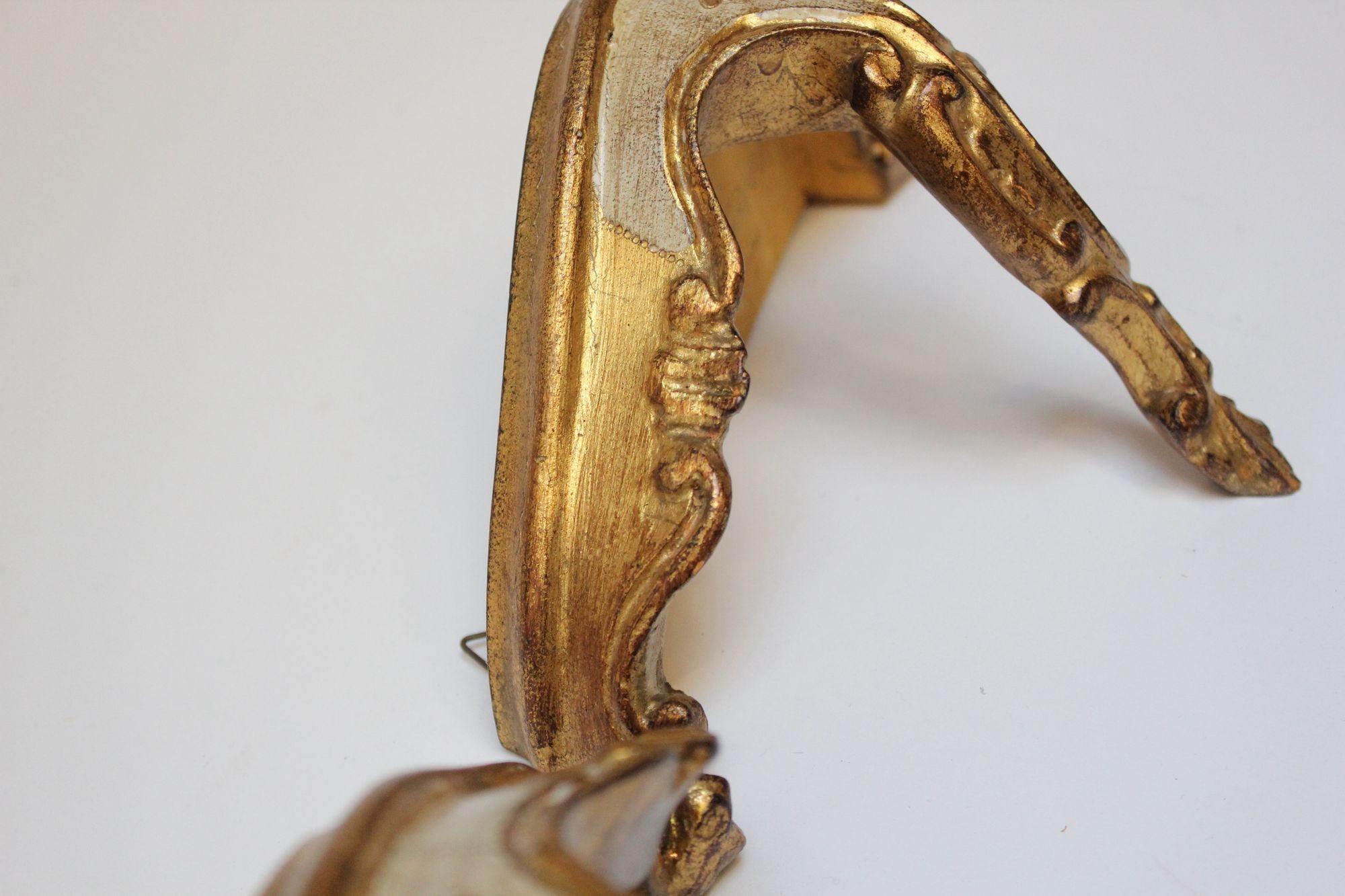 Pair of Vintage Florentine Giltwood Wall Brackets/Shelves with Rocaille Flourish For Sale 9