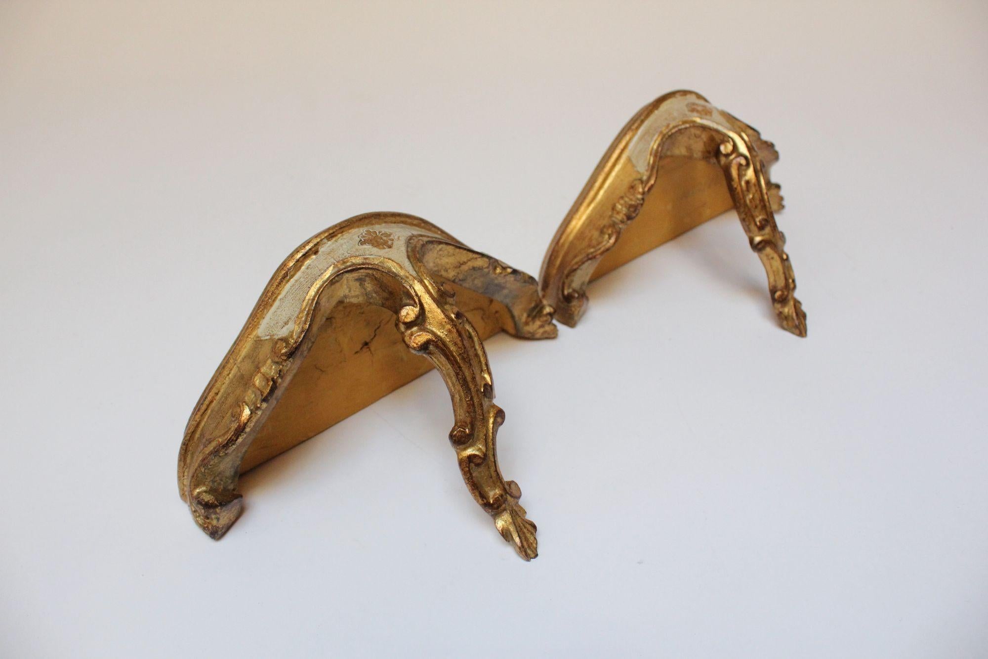 Pair of Vintage Florentine Giltwood Wall Brackets/Shelves with Rocaille Flourish For Sale 7