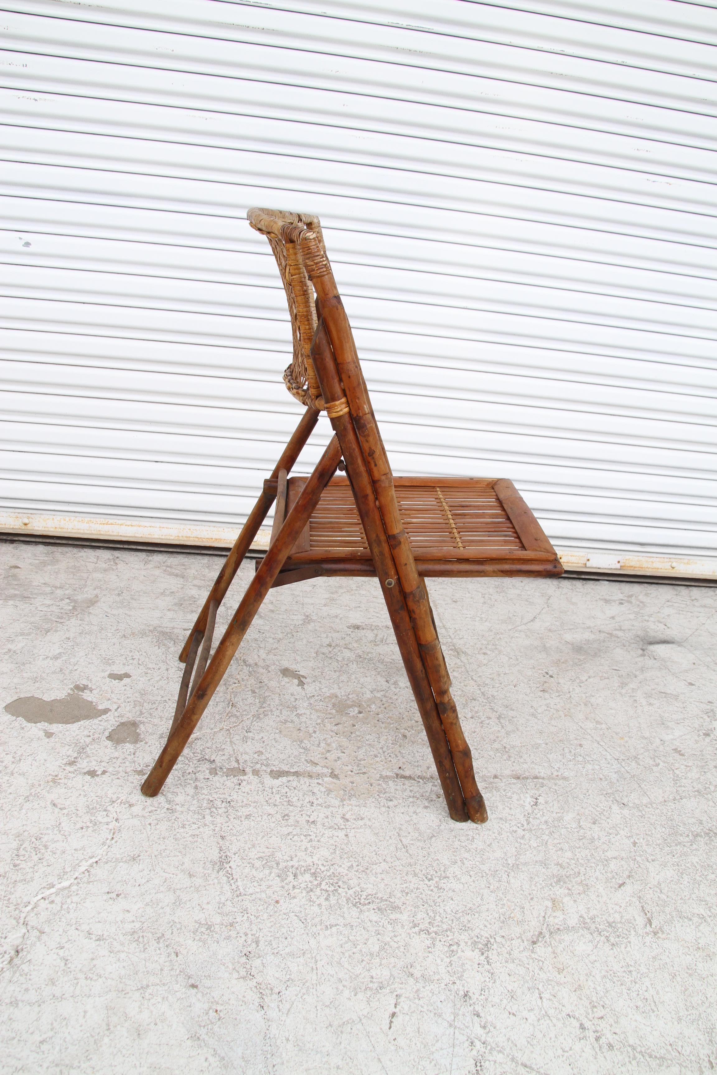 North American Pair of Vintage Folding Bamboo Chairs For Sale