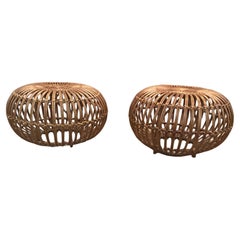 Paire de poufs/ottomans vintage en rotin de style Franco Albini