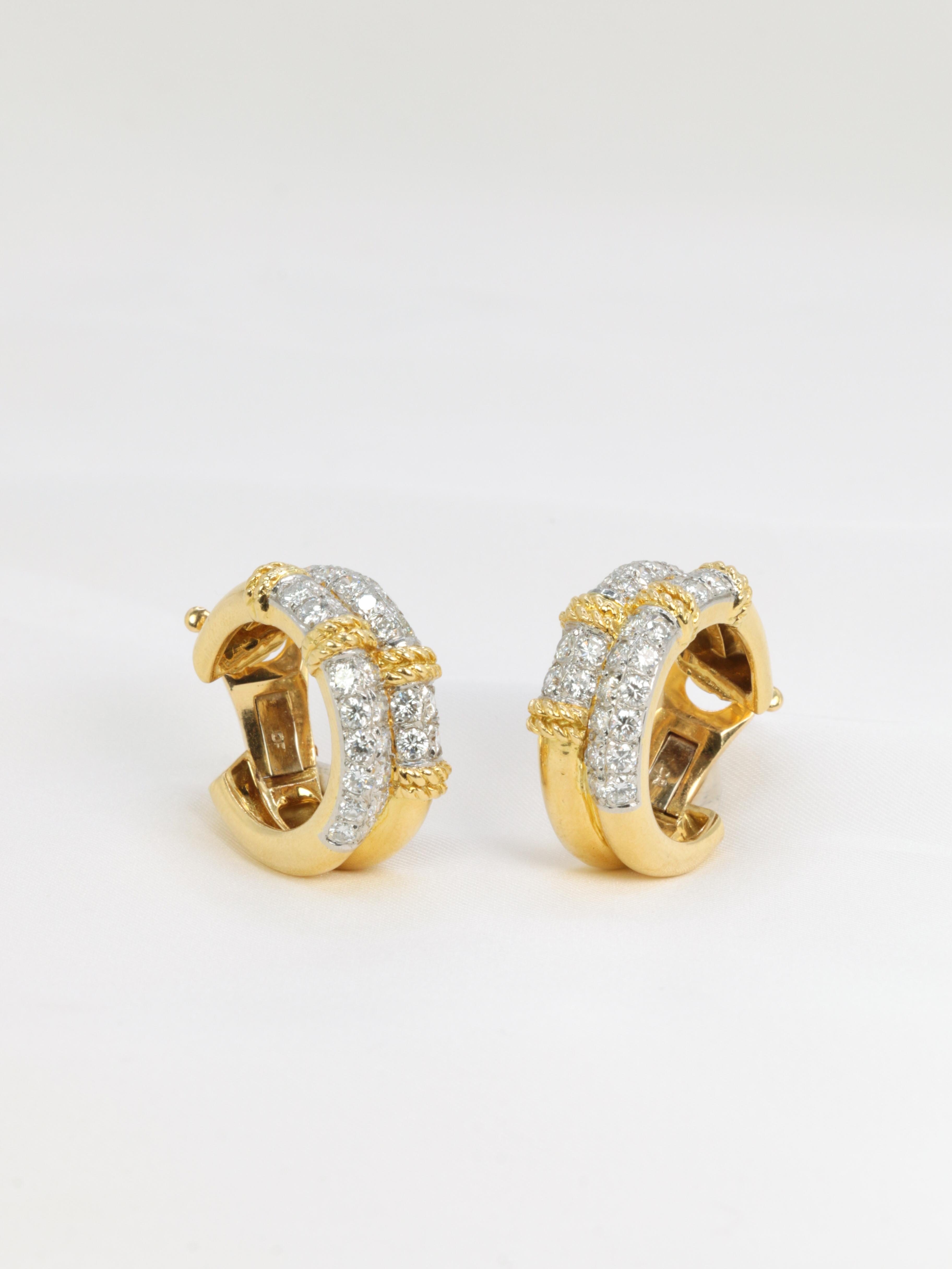 Paar Fred „Isaure“-Ohrringe aus Gold, Platin und Diamanten im Angebot 2