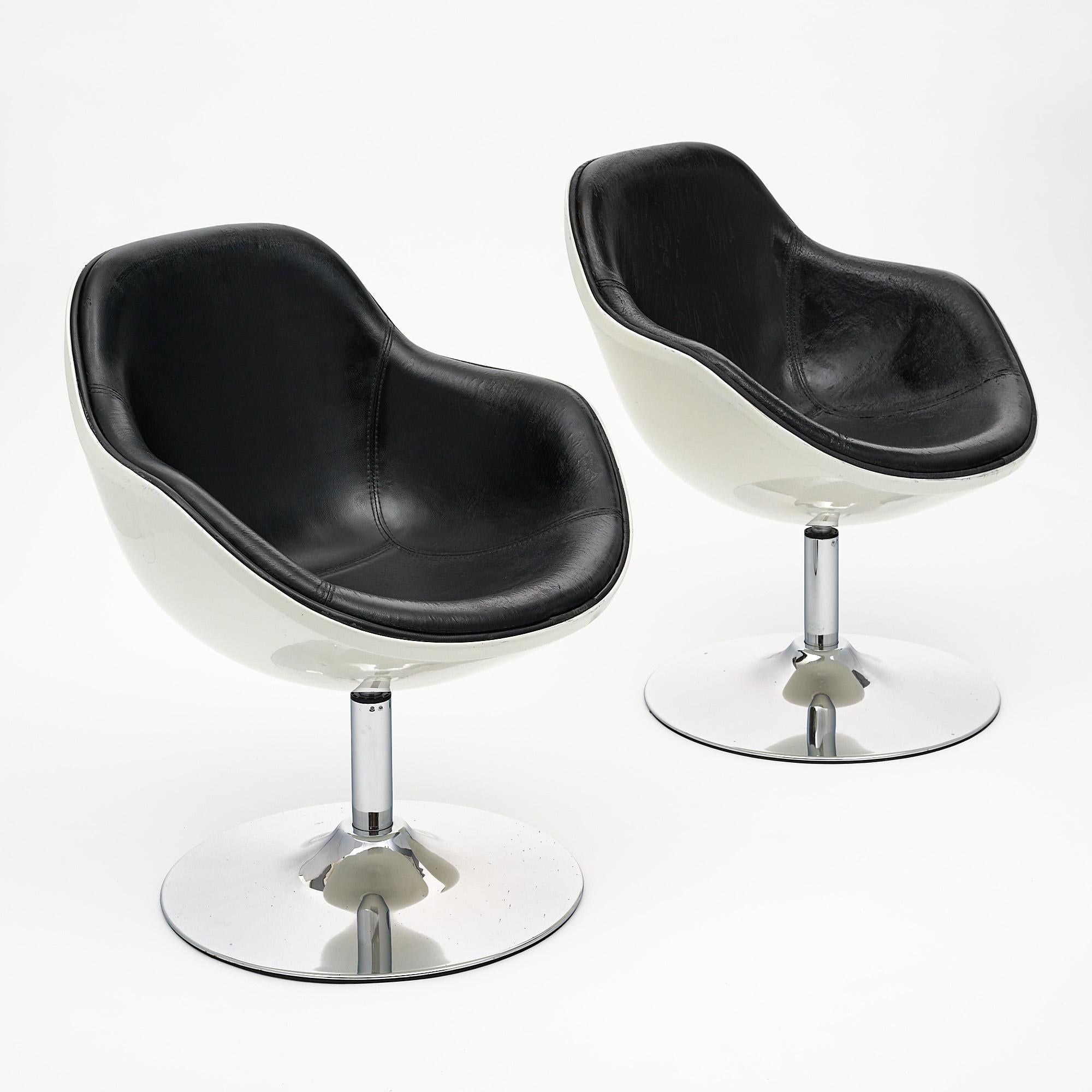 Paar französische Sessel im Vintage-Stil (Moderne) im Angebot