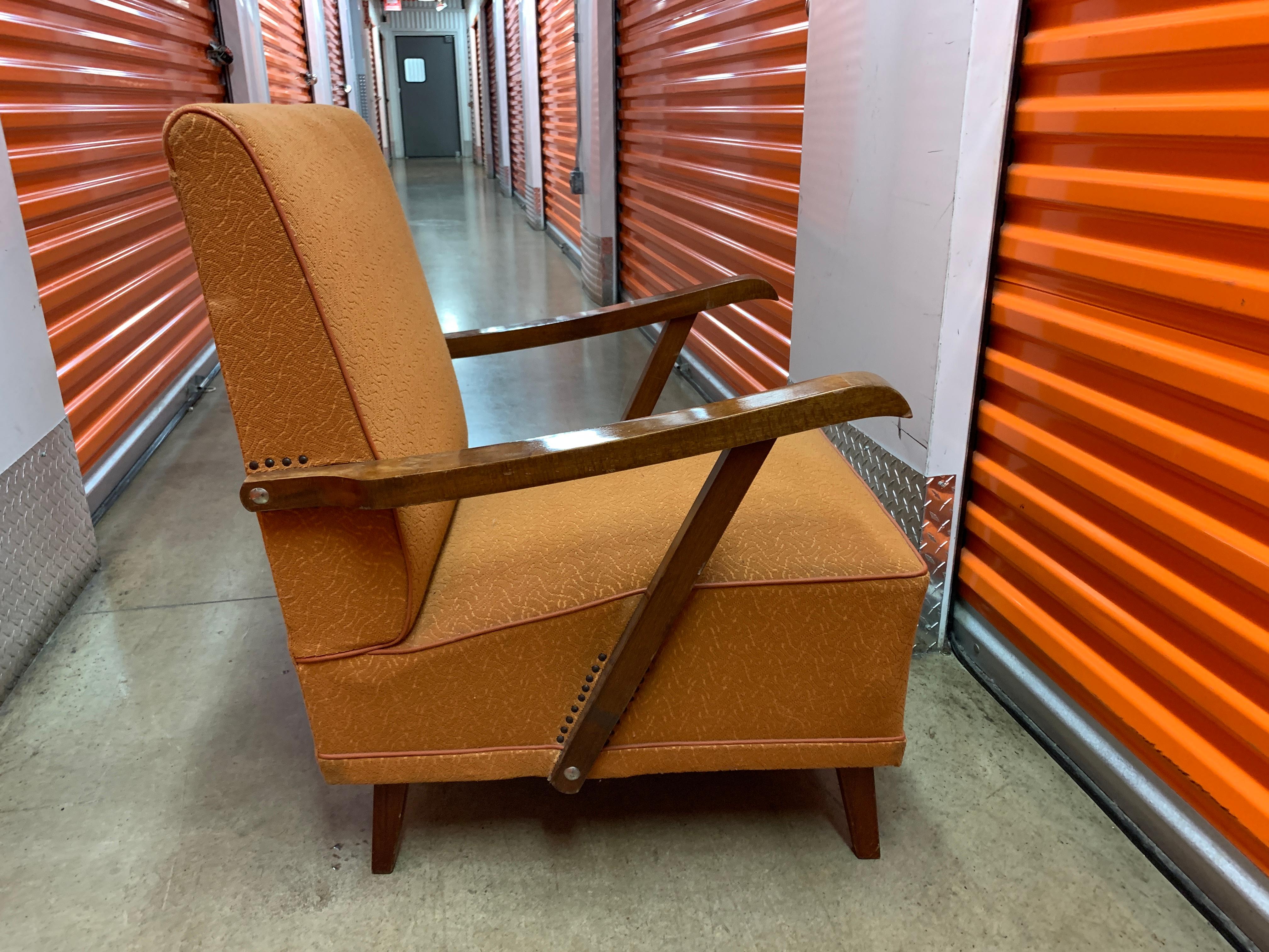 Pair of Vintage French Art Deco Armchairs In Good Condition In Los Angeles, CA