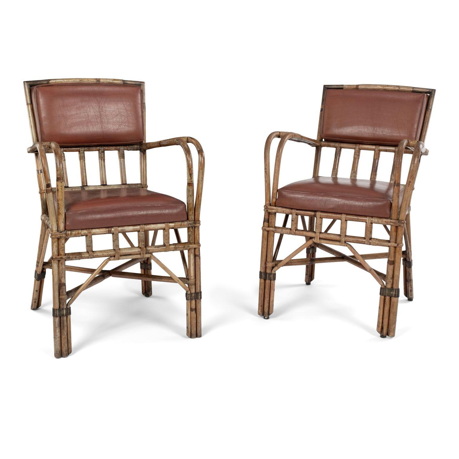 Paar französische Vintage-Bambus-Sessel CIRCA 1965-1984. Verkauft zusammen und preislich $ 6,800 für das Paar.

Hinweis: Regionale Unterschiede in der Luftfeuchtigkeit und im Klima während des Transports können dazu führen, dass antikes und