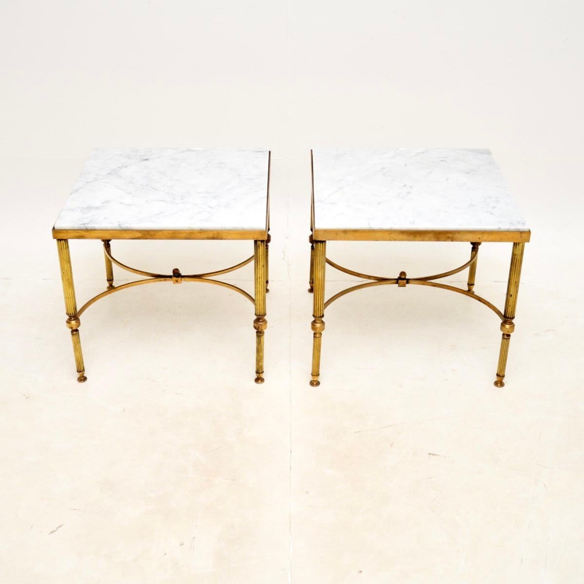 Mid-Century Modern Pair of Vintage French Brass and Marble Side Tables For Sale