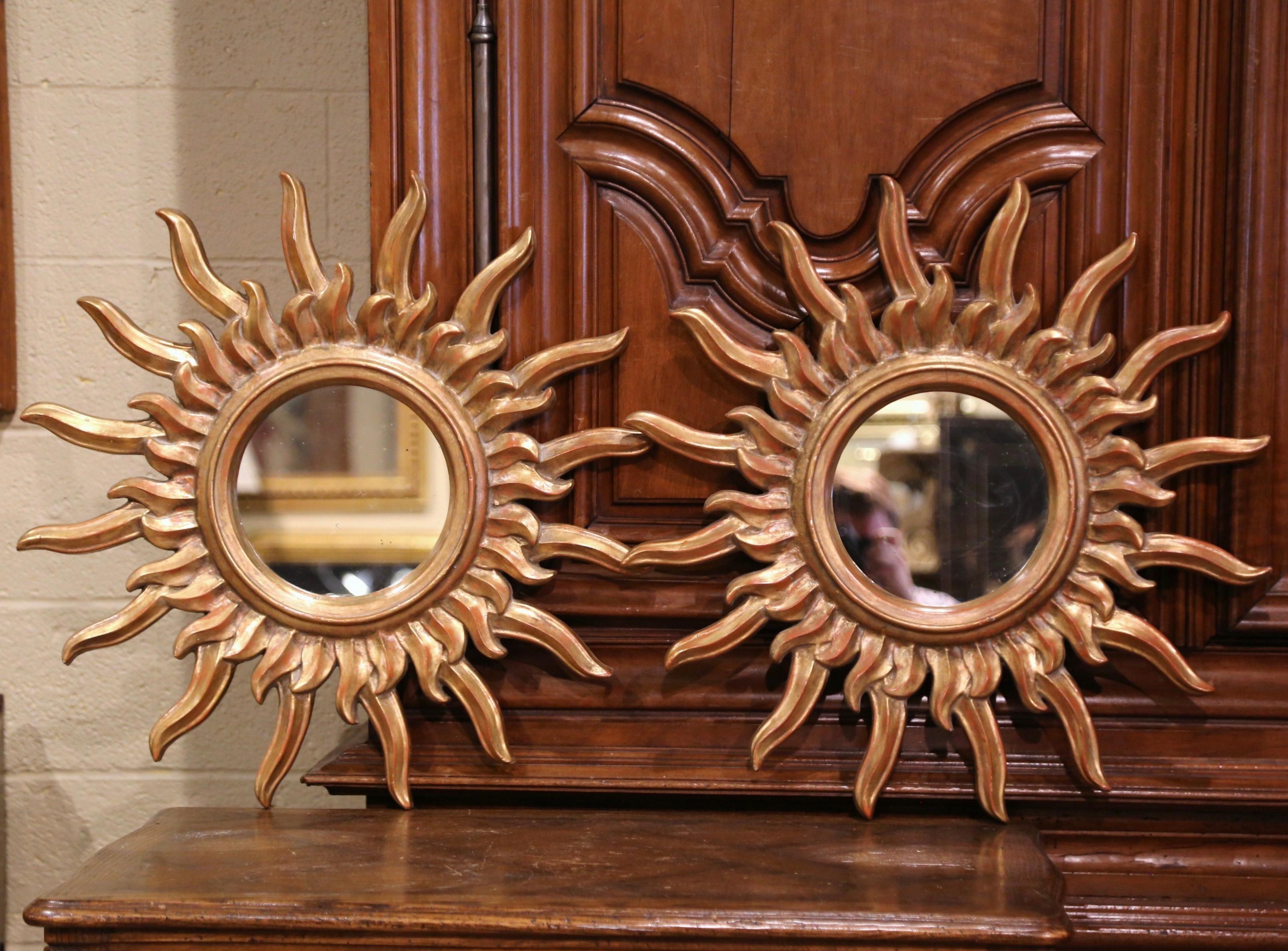 20th Century Pair of Vintage French Carved Giltwood Painted Sunburst Mirrors For Sale