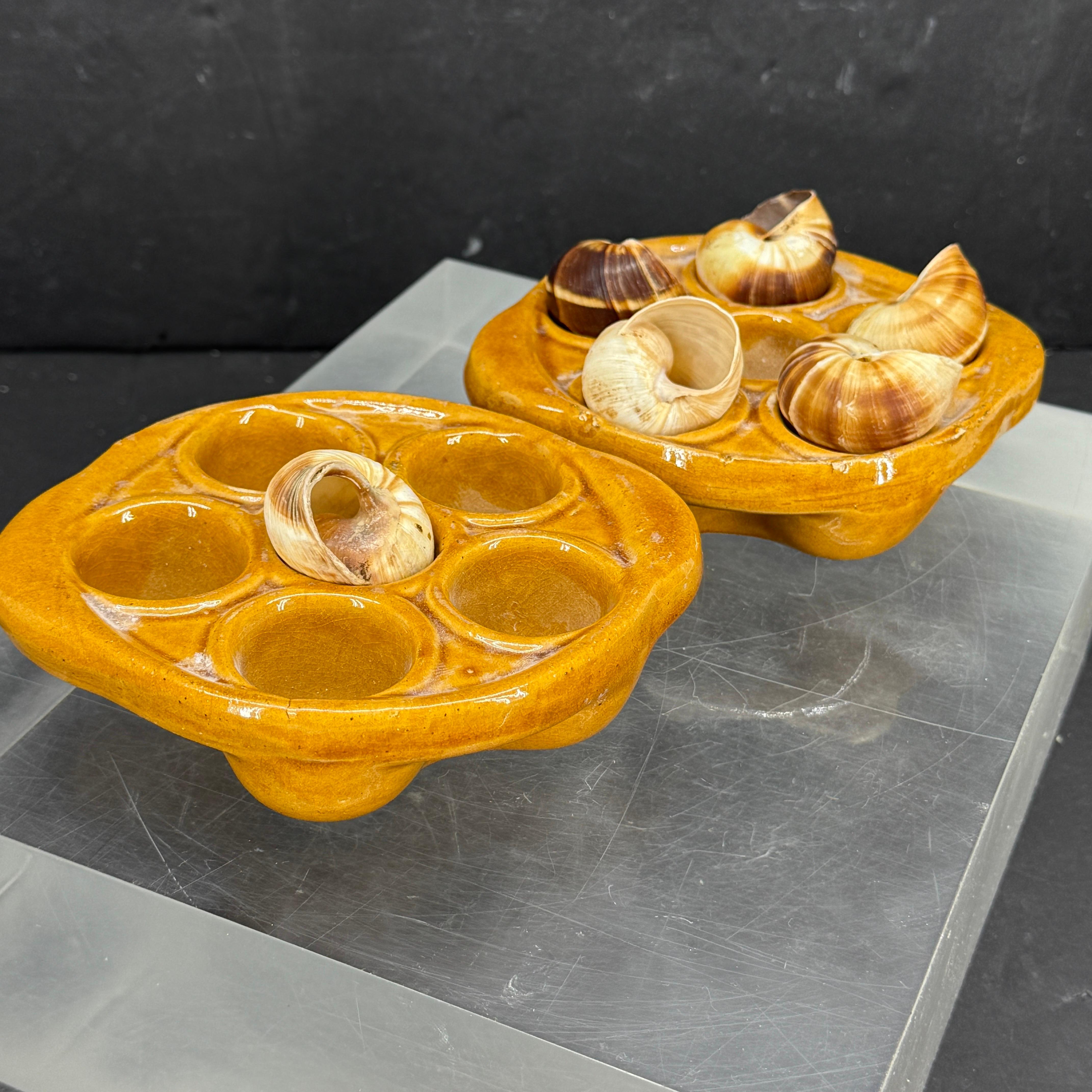 20th Century Pair of Vintage French Ceramic Glazed Escargot Dishes Plates For Sale