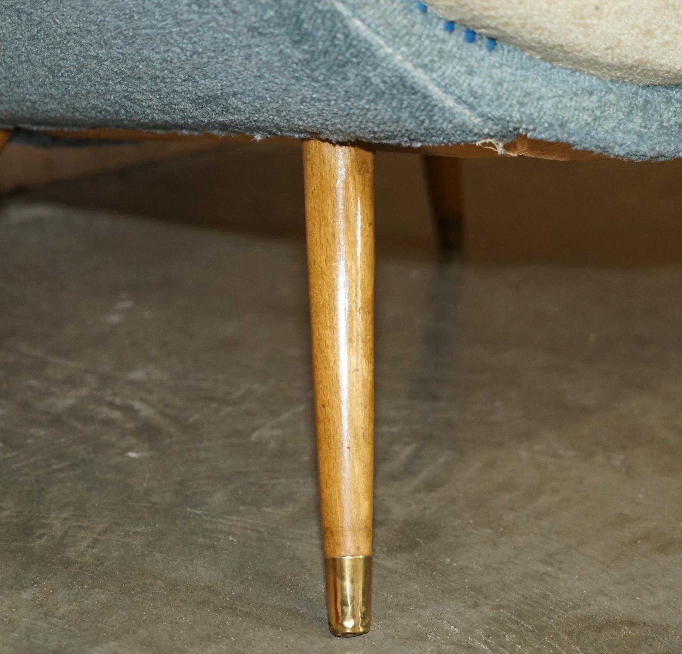 COPPIA DI POLTRONE DA CLUB D'EPOCA FRANCESE CIRCA 1960 CON TELAIO IN NOCE E FAGGIO in vendita 2
