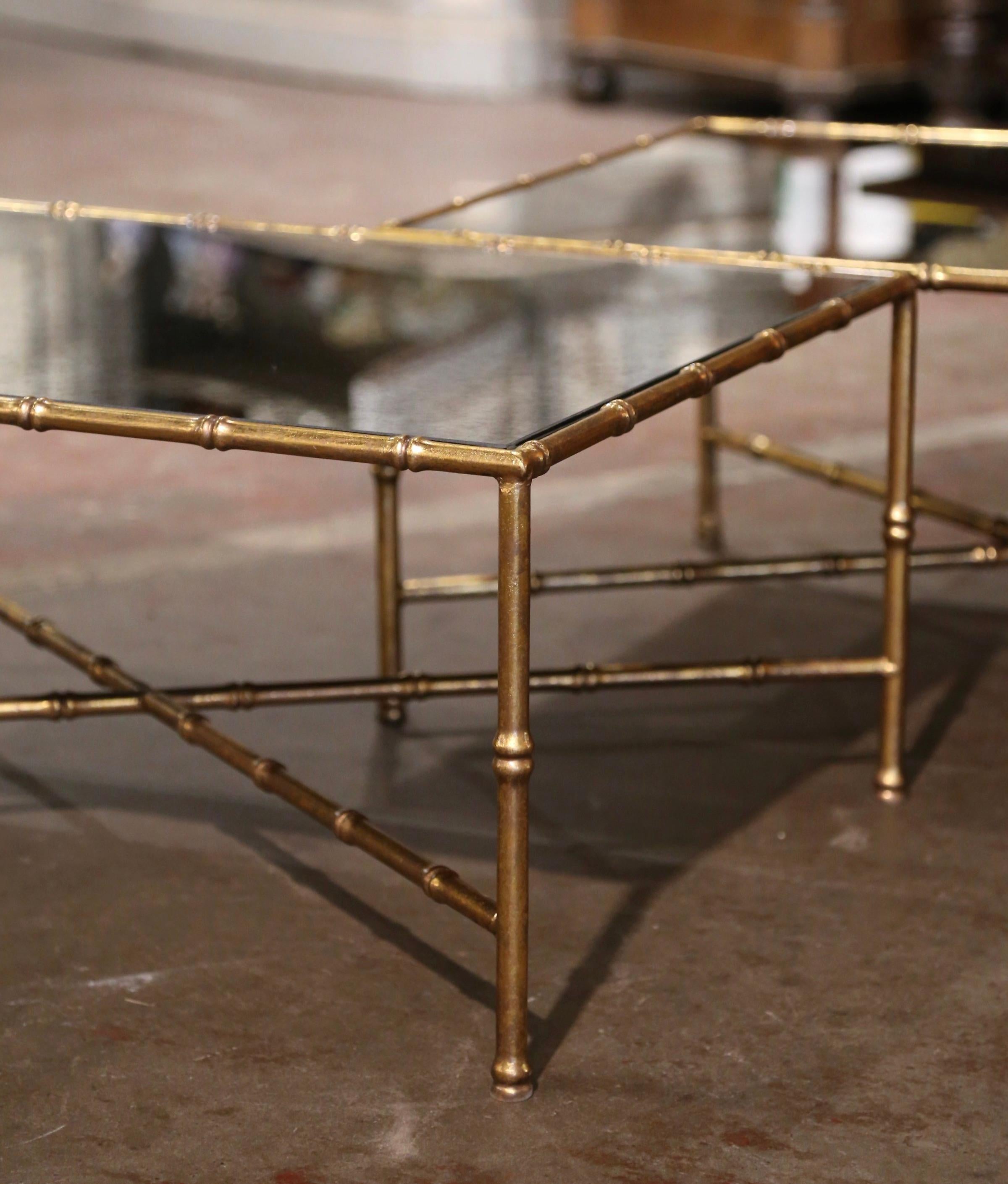 Fait main Paire de tables basses en faux bambou et laiton Maison Baguès Style Paris en vente