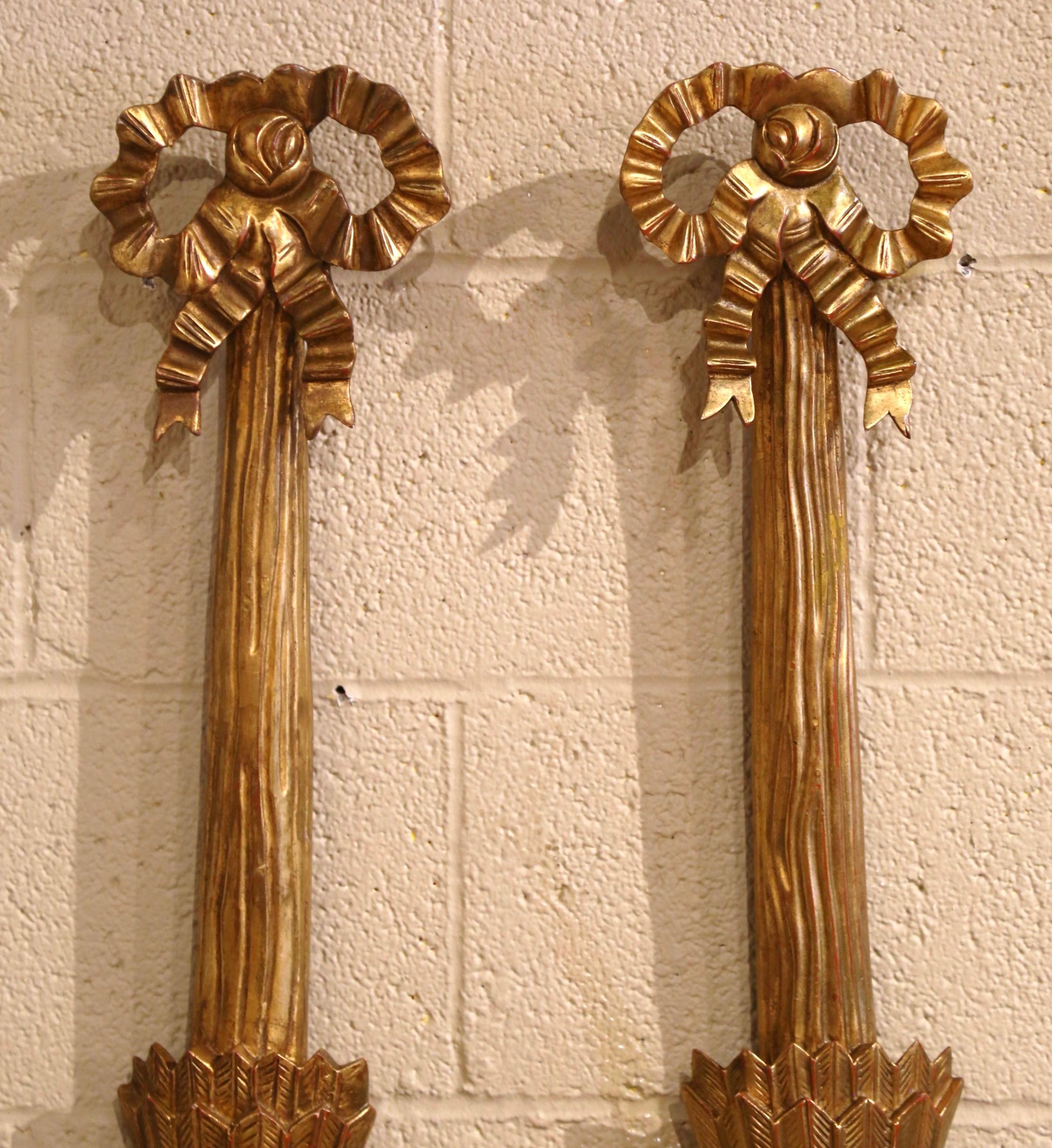 Pair of Vintage French Louis XVI Carved Giltwood Three-Light Sconces In Excellent Condition For Sale In Dallas, TX