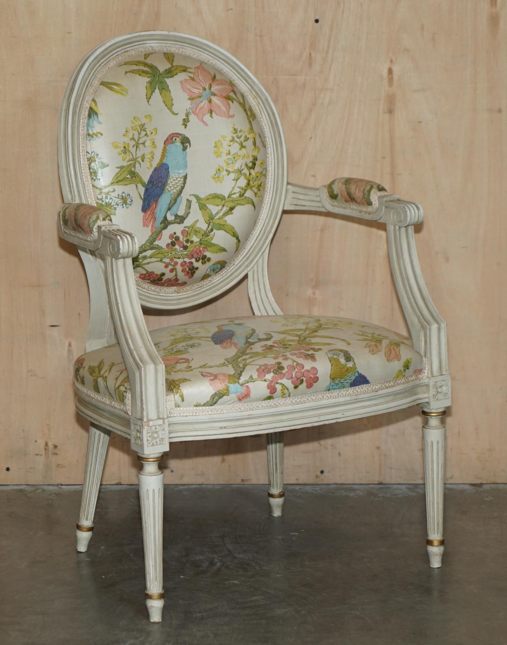 Royal House Antiques

The House Antiques a le plaisir d'offrir à la vente cette paire de fauteuils anciens de style Louis XVIII vers 1920-1940. 

Veuillez noter que les frais de livraison indiqués ne sont qu'un guide, ils couvrent uniquement la zone