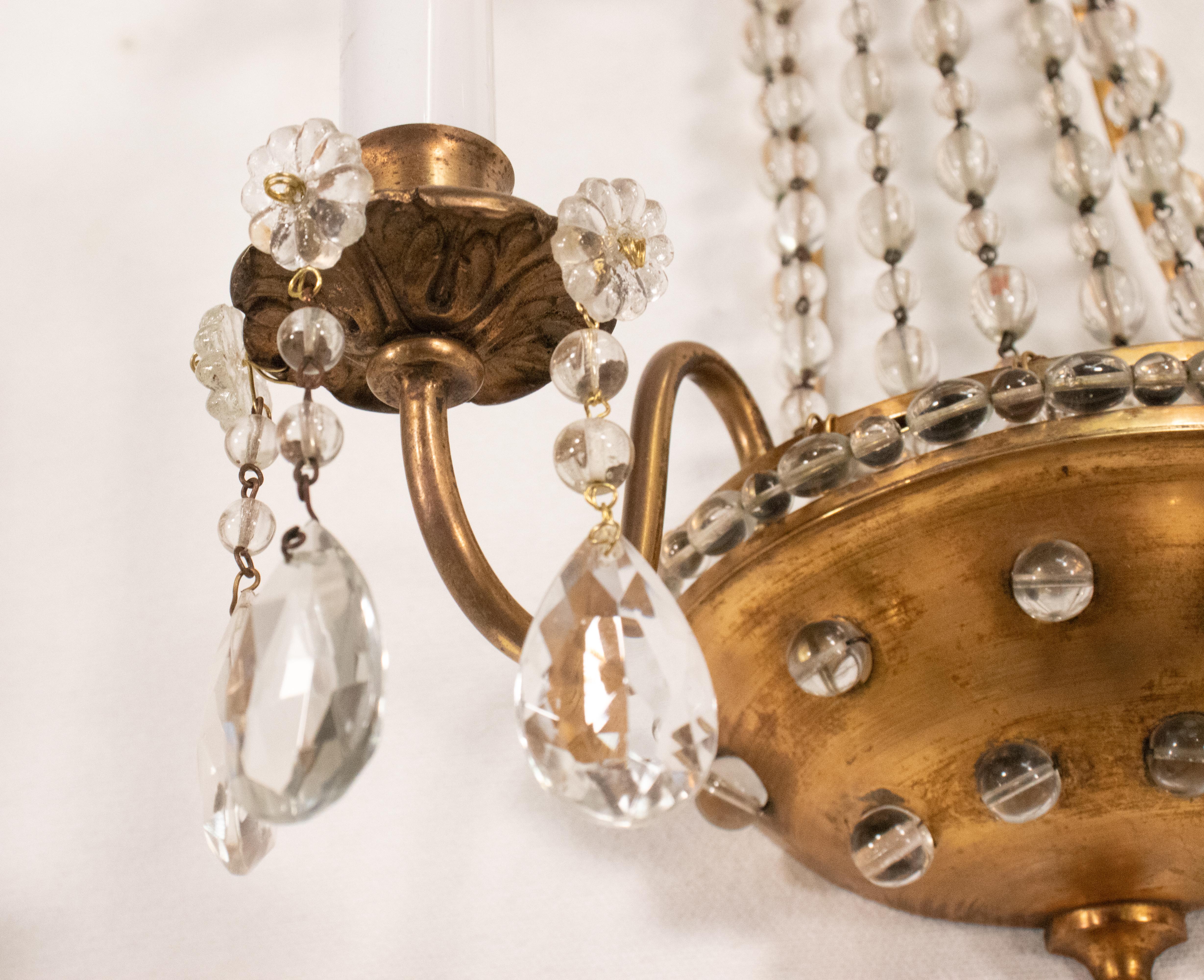 Paire d'appliques françaises en cristal et laiton dans le style de la Maison Jansen en vente 4