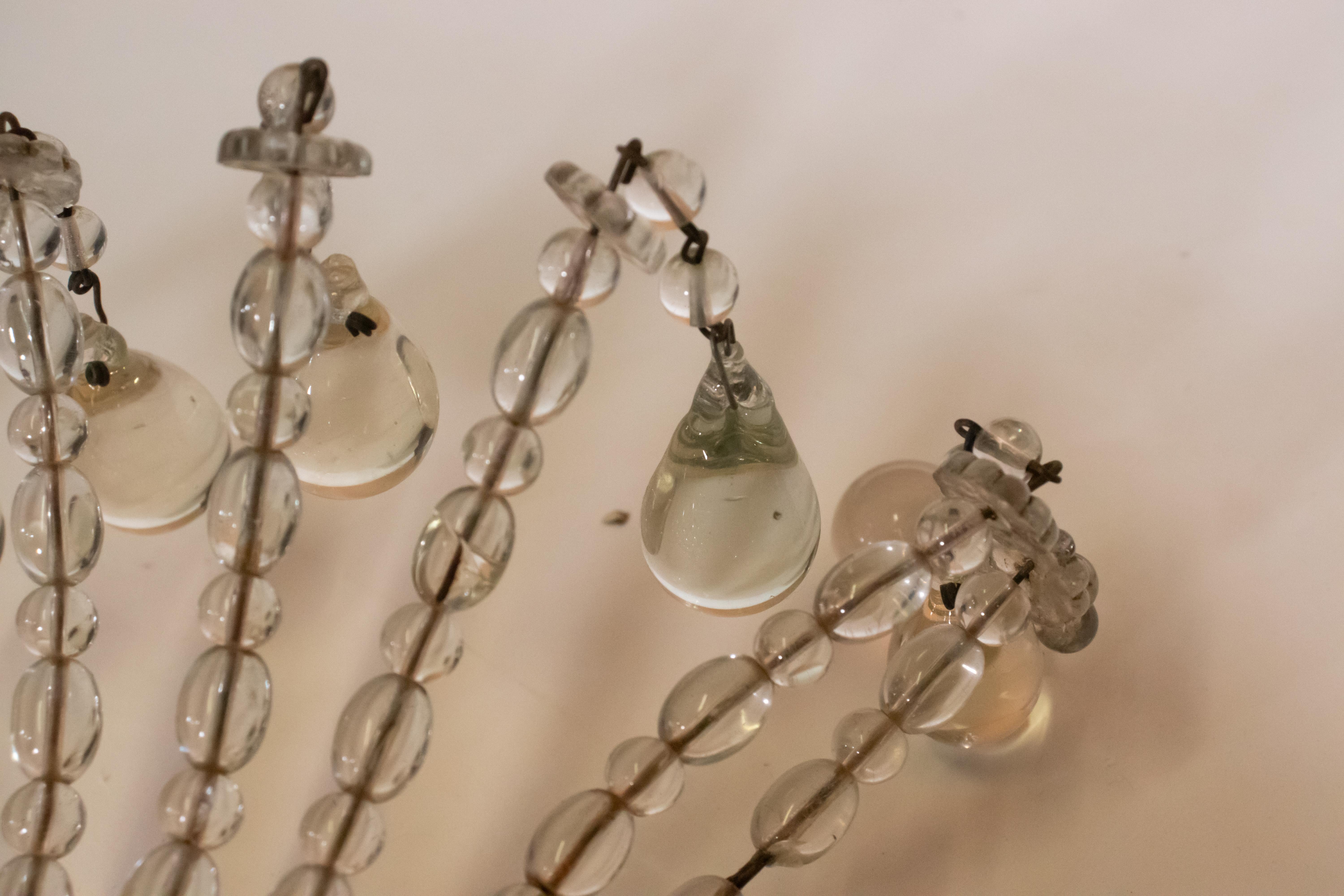 Paire d'appliques françaises en cristal et laiton dans le style de la Maison Jansen en vente 7