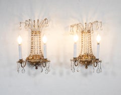 Paire d'appliques françaises en cristal et laiton dans le style de la Maison Jansen