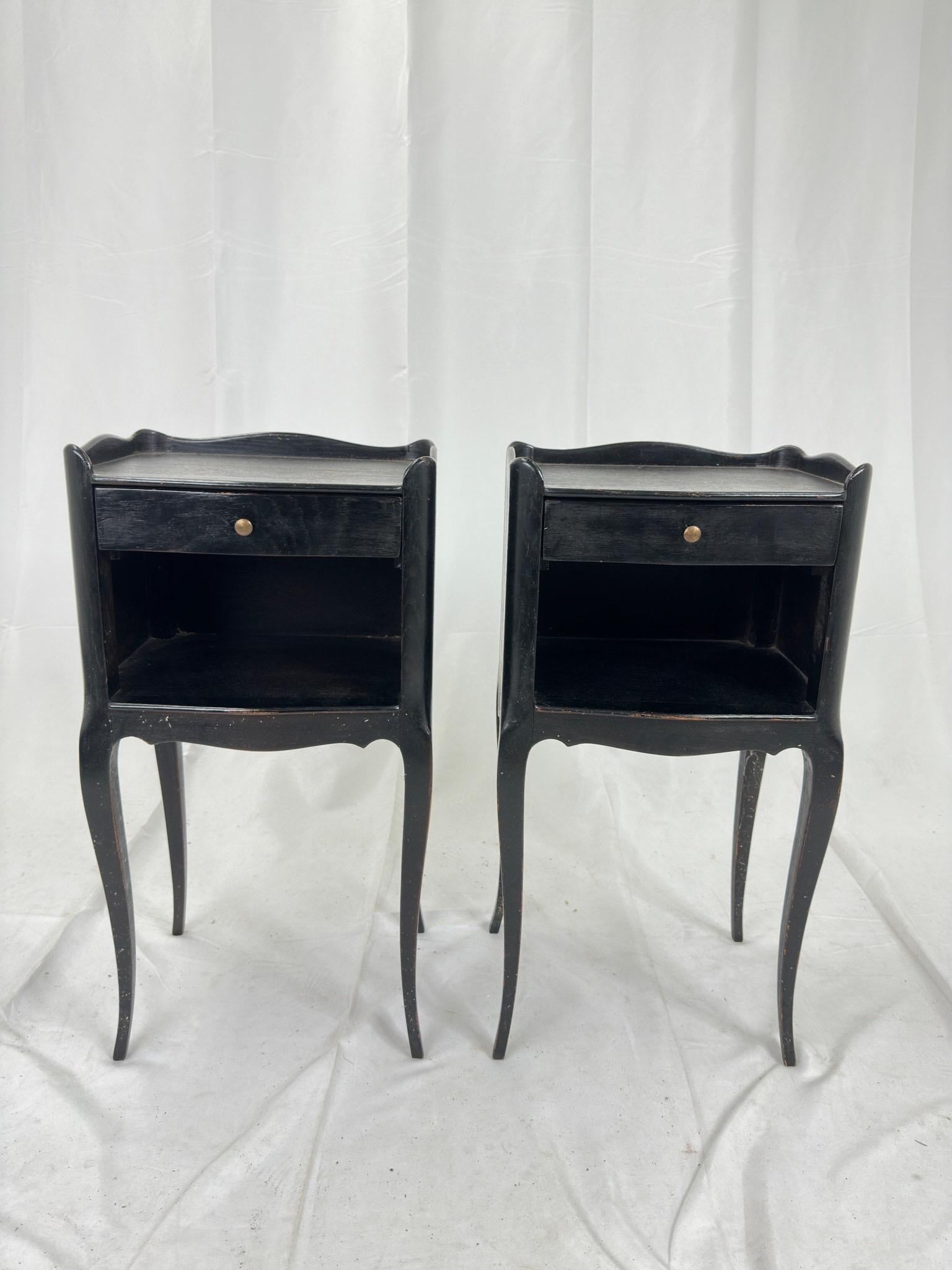 Pair of Vintage French Painted Bedside Tables 1