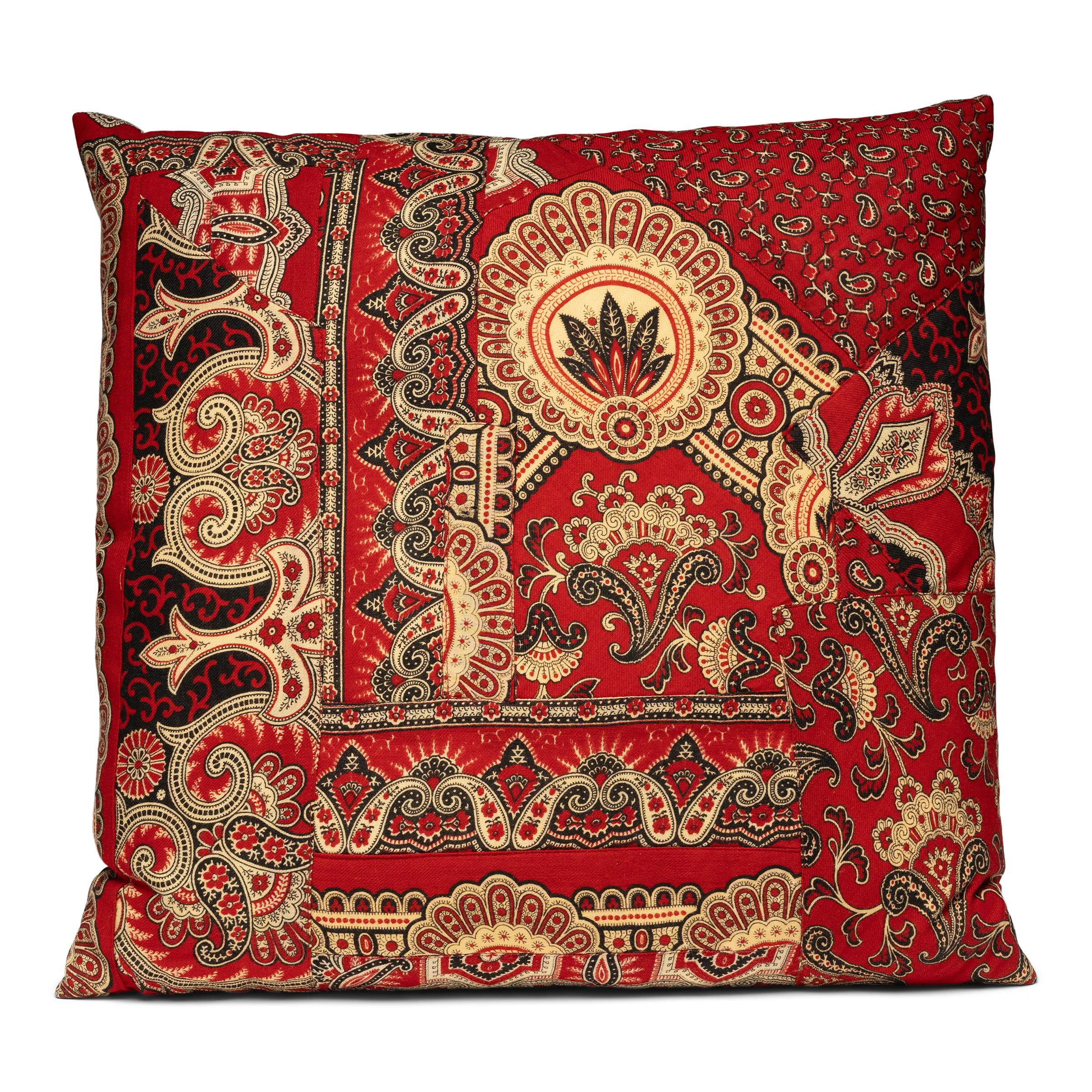 Rustico Coppia di cuscini patchwork francesi Paisley d'epoca in vendita