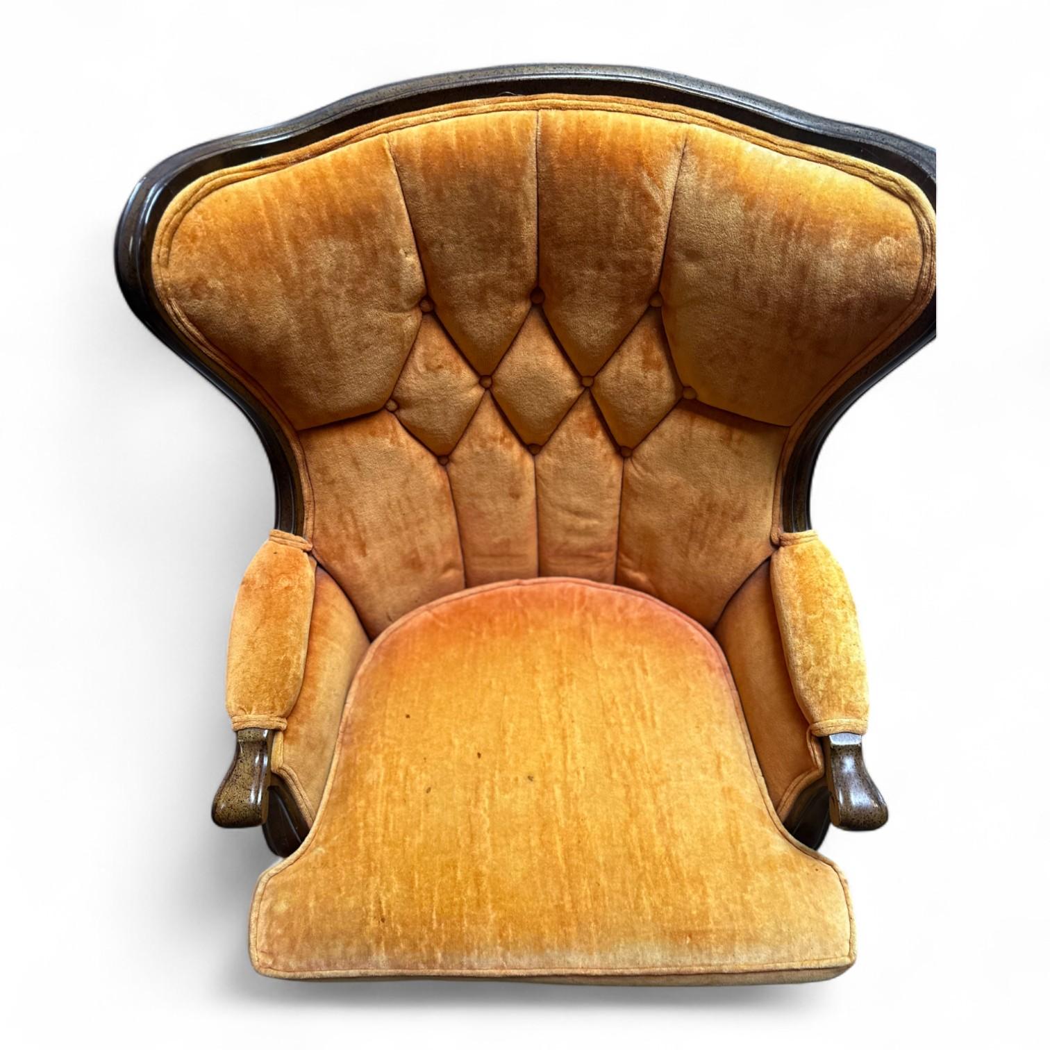 Pair of Vintage French Provincial Armchairs In Fair Condition For Sale In Los Angeles, CA