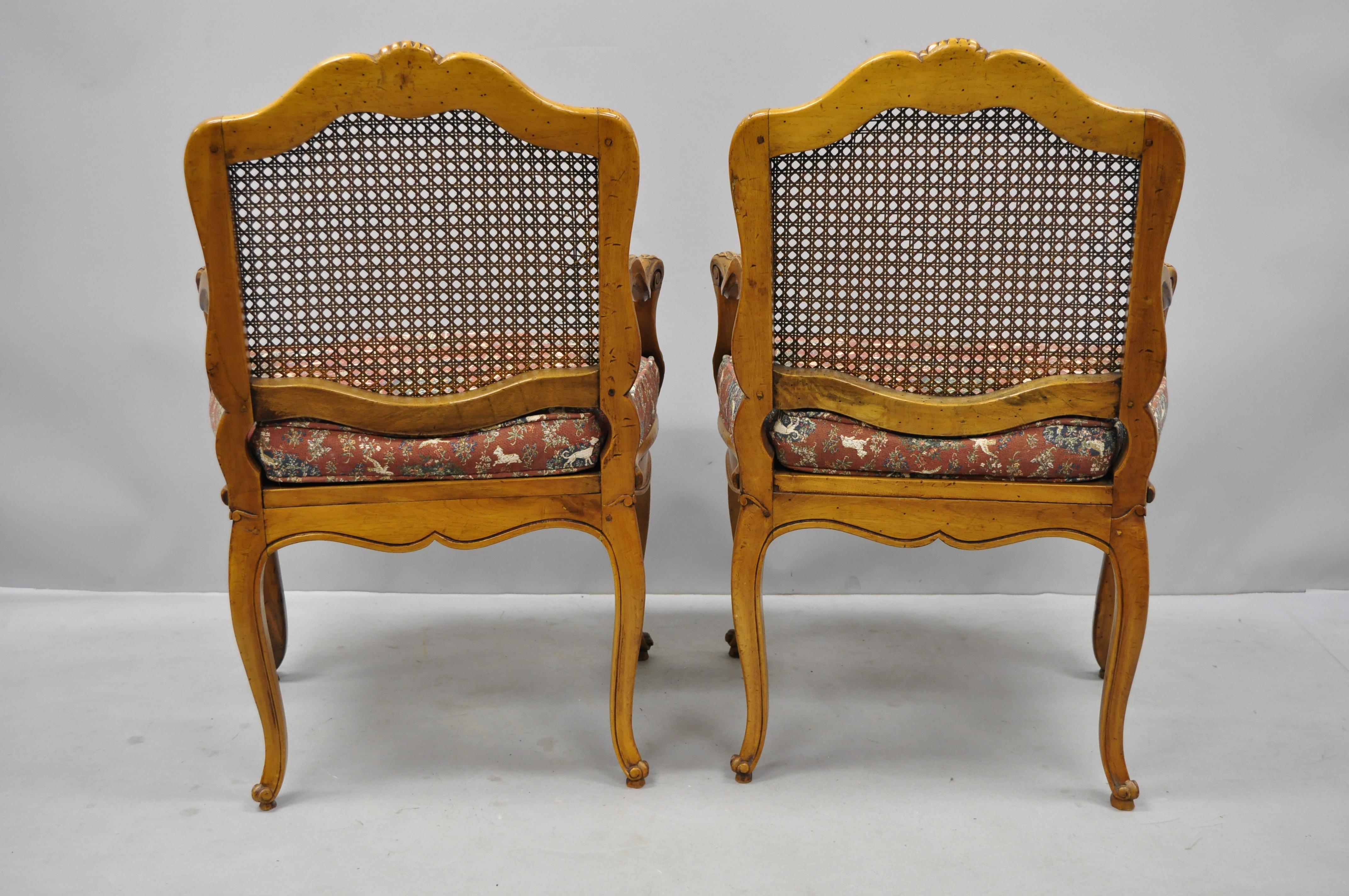 Paar französische Sessel im Louis-XV-Stil aus Rohrgeflecht 3