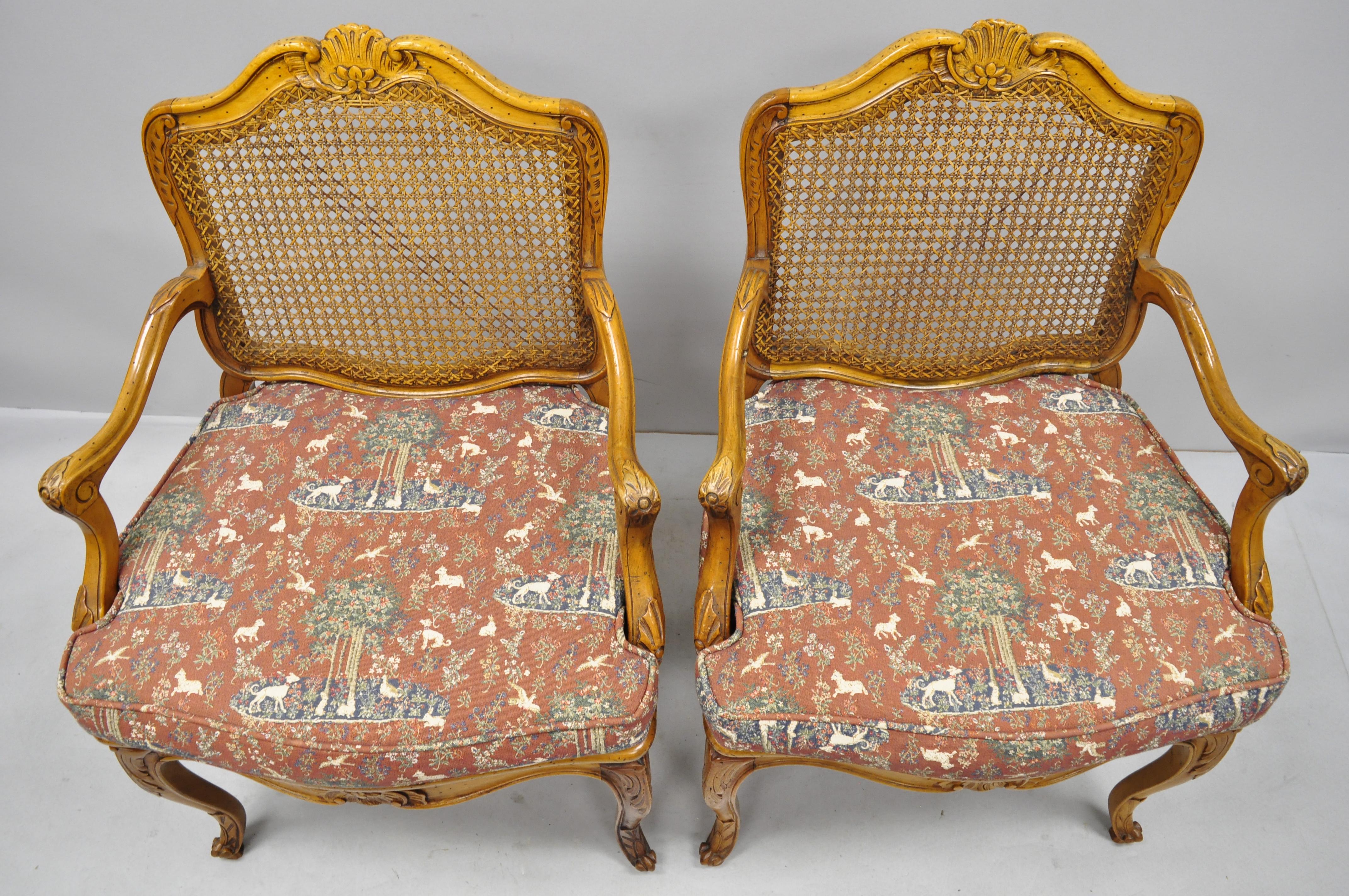 Paar französische Sessel im Louis-XV-Stil aus Rohrgeflecht 5