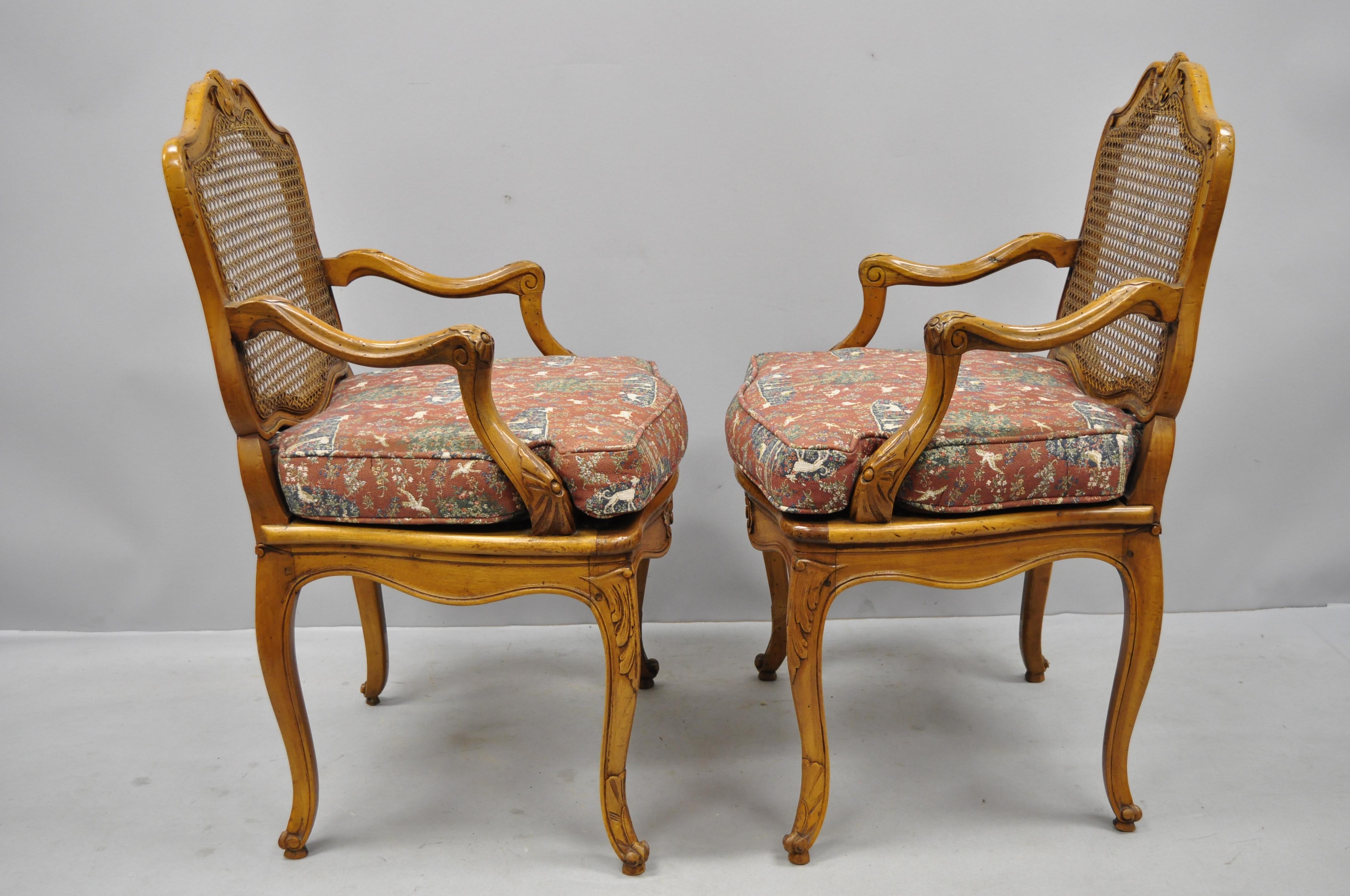 Paar französische Sessel im Louis-XV-Stil aus Rohrgeflecht (Louis XV.)