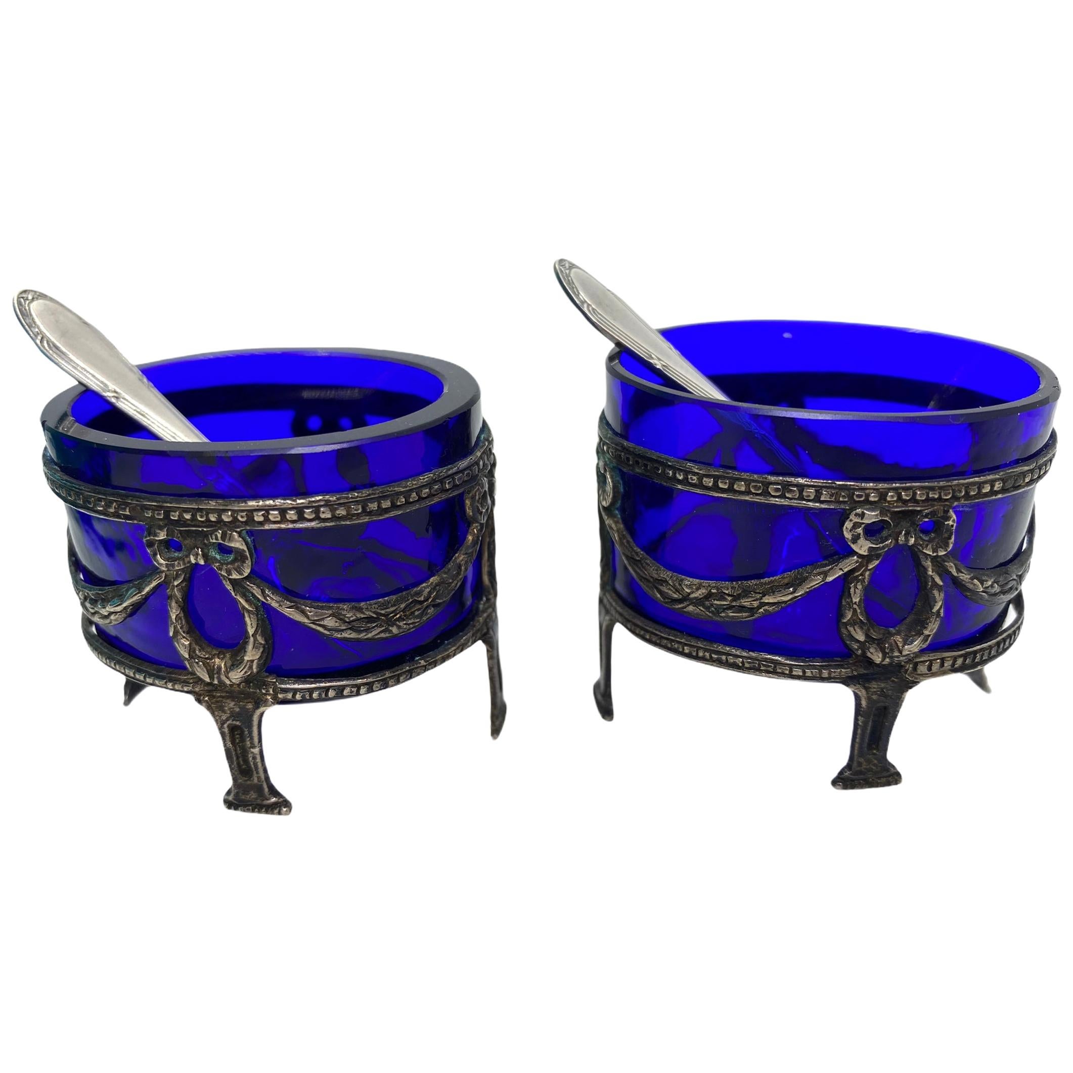 Pair of Vintage French Salt Cellar or Caviar Dishes, France 1890s For Sale