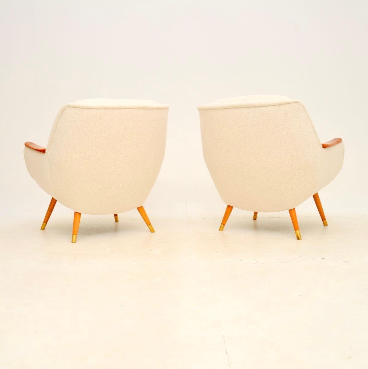 Pair of Vintage French Satinwood Armchairs In Good Condition For Sale In London, GB