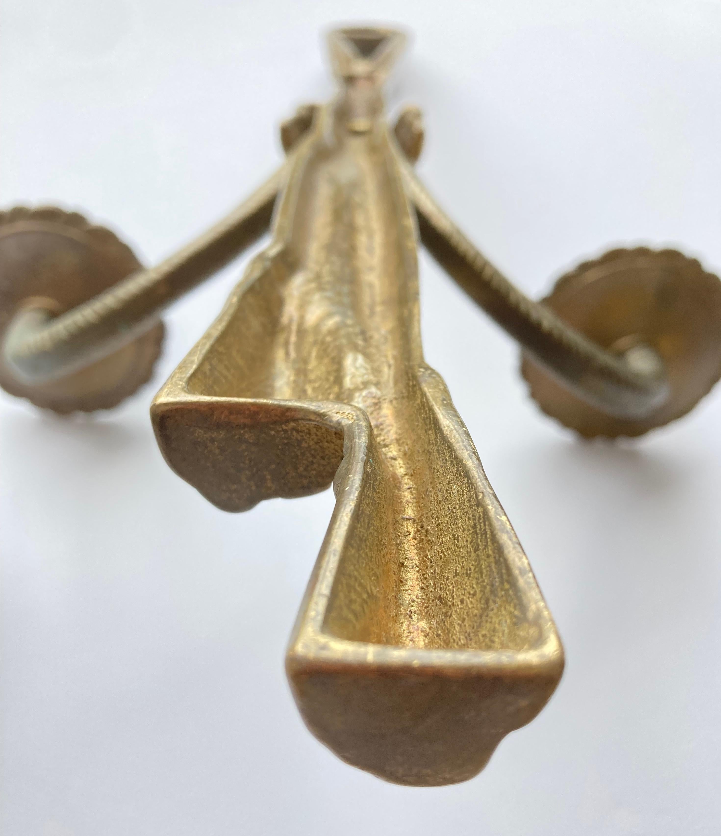 Coppia di candelabri da parete francesi d'epoca in bronzo in stile Luigi XVI in vendita 9