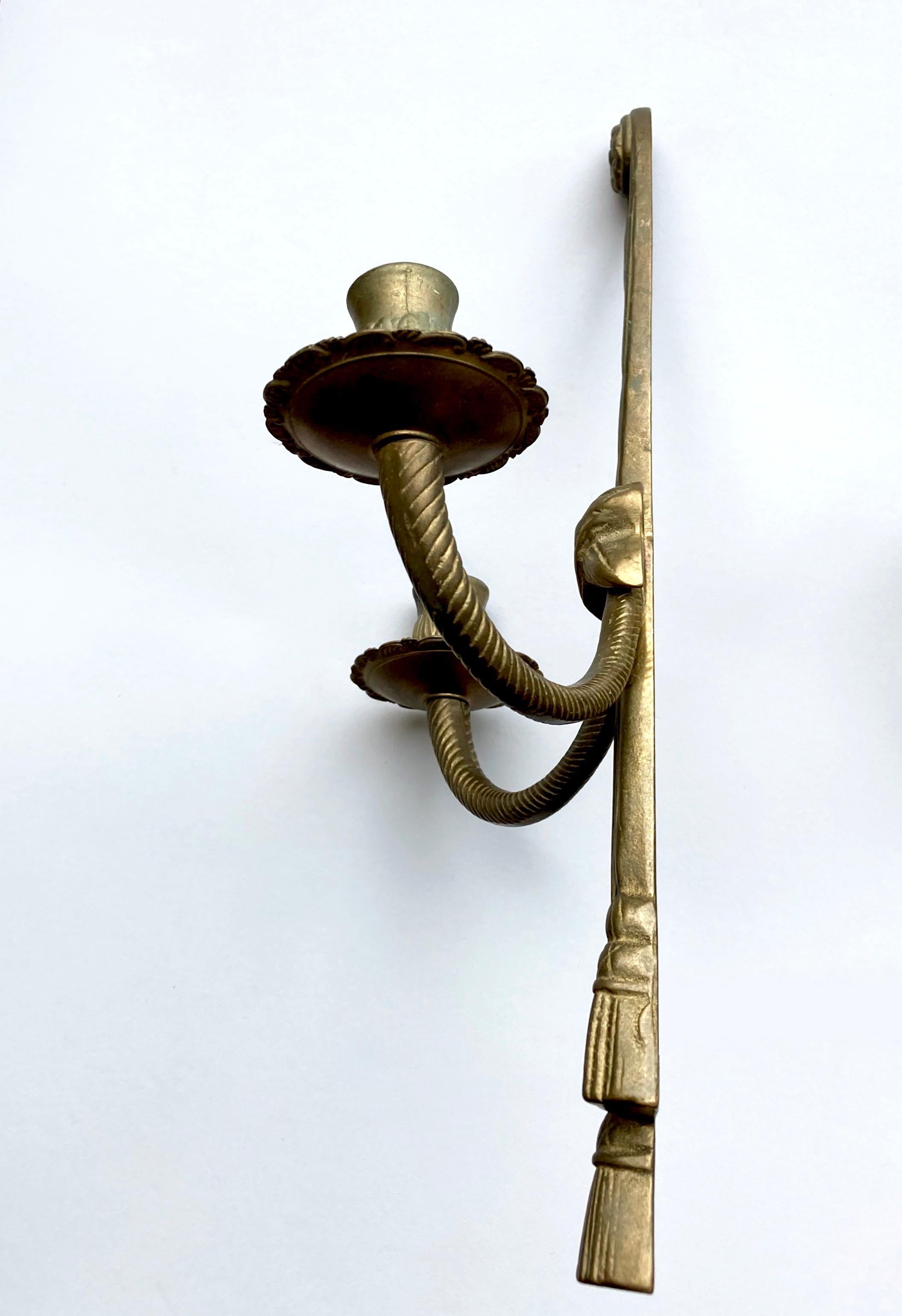 Coppia di candelabri da parete francesi d'epoca in bronzo in stile Luigi XVI in vendita 6