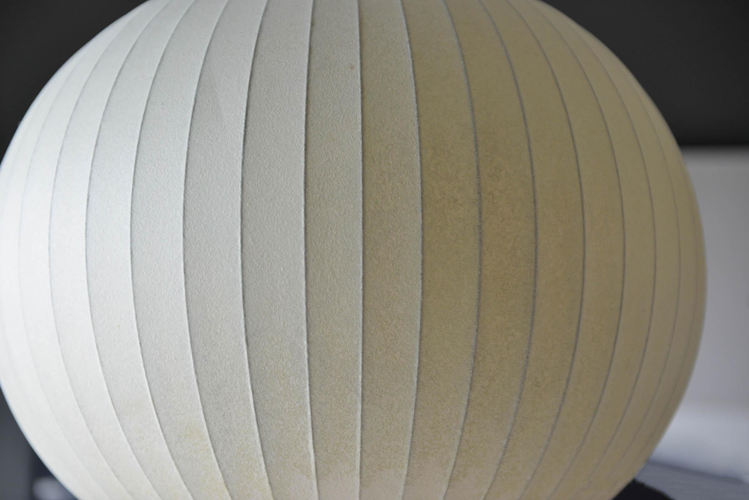 Mid-Century Modern Pair of Vintage George Nelson Round Bubble Pendant Lights, circa 1965