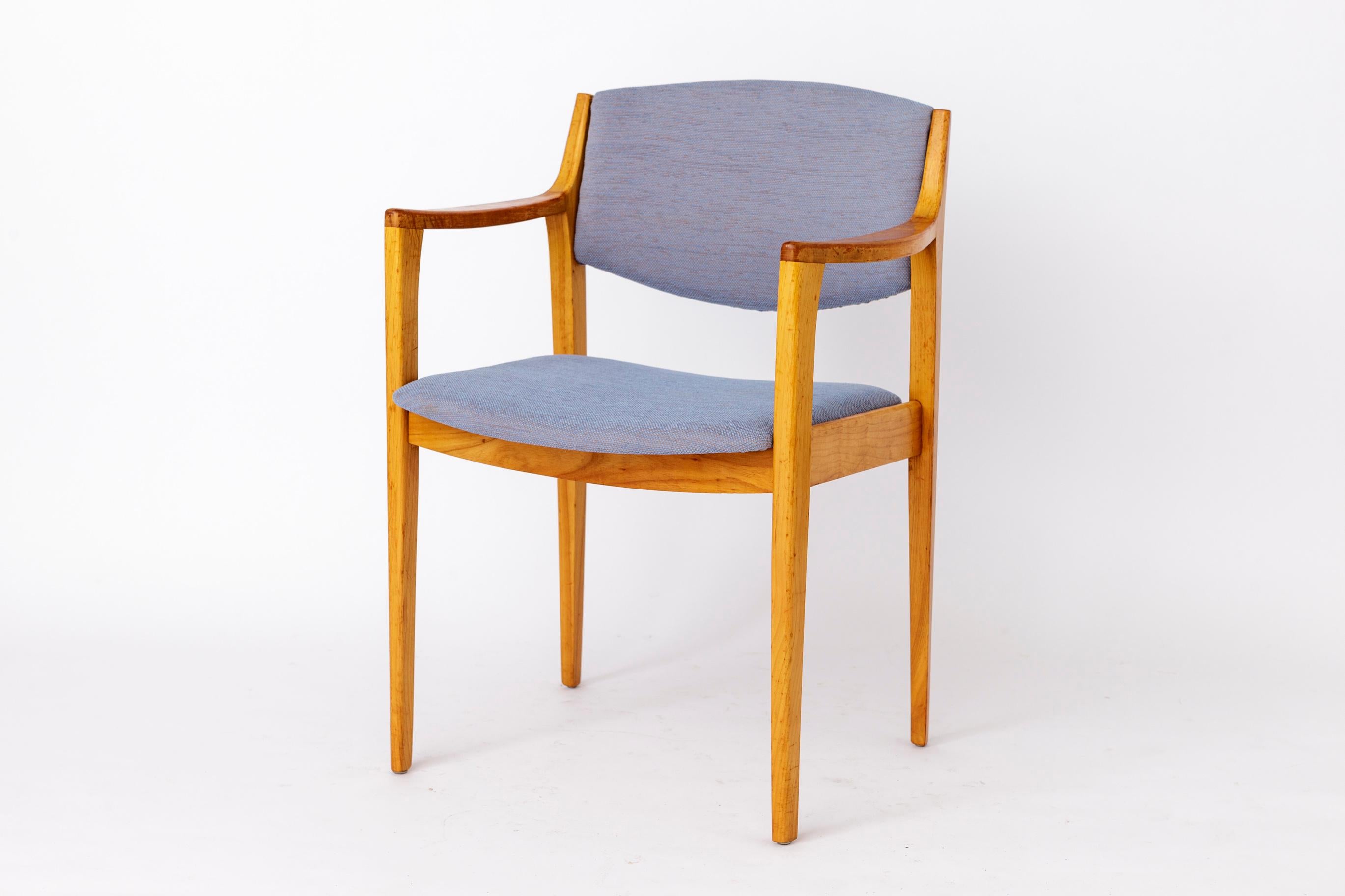 Mid-Century Modern Pair of Vintage German Armchairs  1960s Refurbished & Reupholstered For Sale