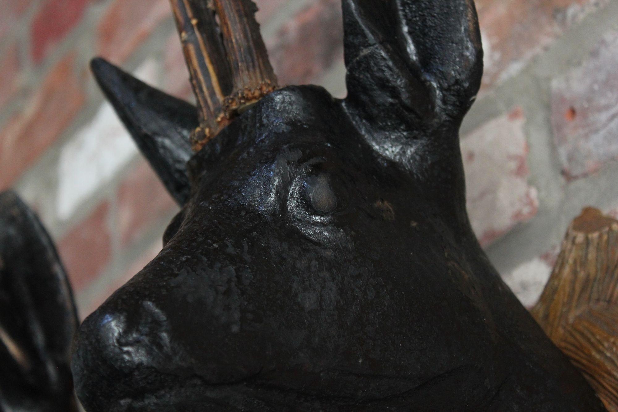 Pair of Vintage German Carved Black Forest Mounted Deer Wall Sculptures For Sale 9