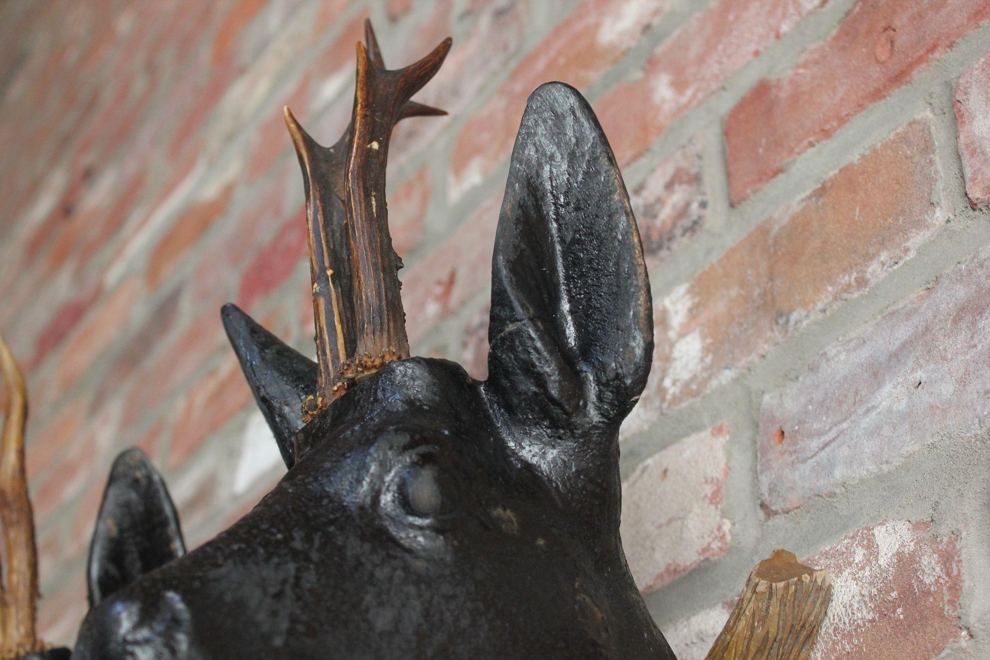 Pair of Vintage German Carved Black Forest Mounted Deer Wall Sculptures For Sale 11