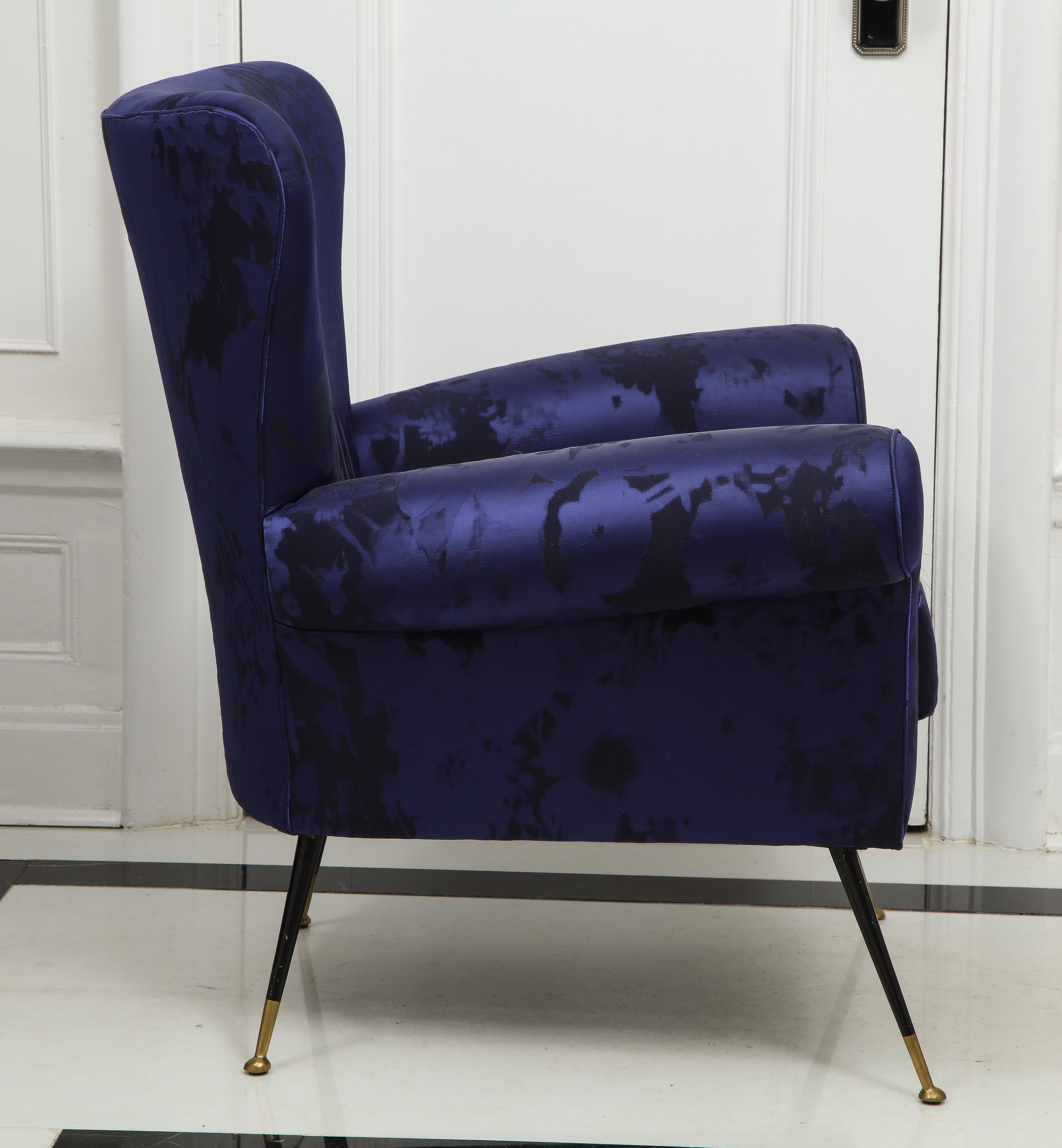 Brass Pair of Vintage Gigi Radice Italian Armchairs in Ultramarine Upholstery For Sale