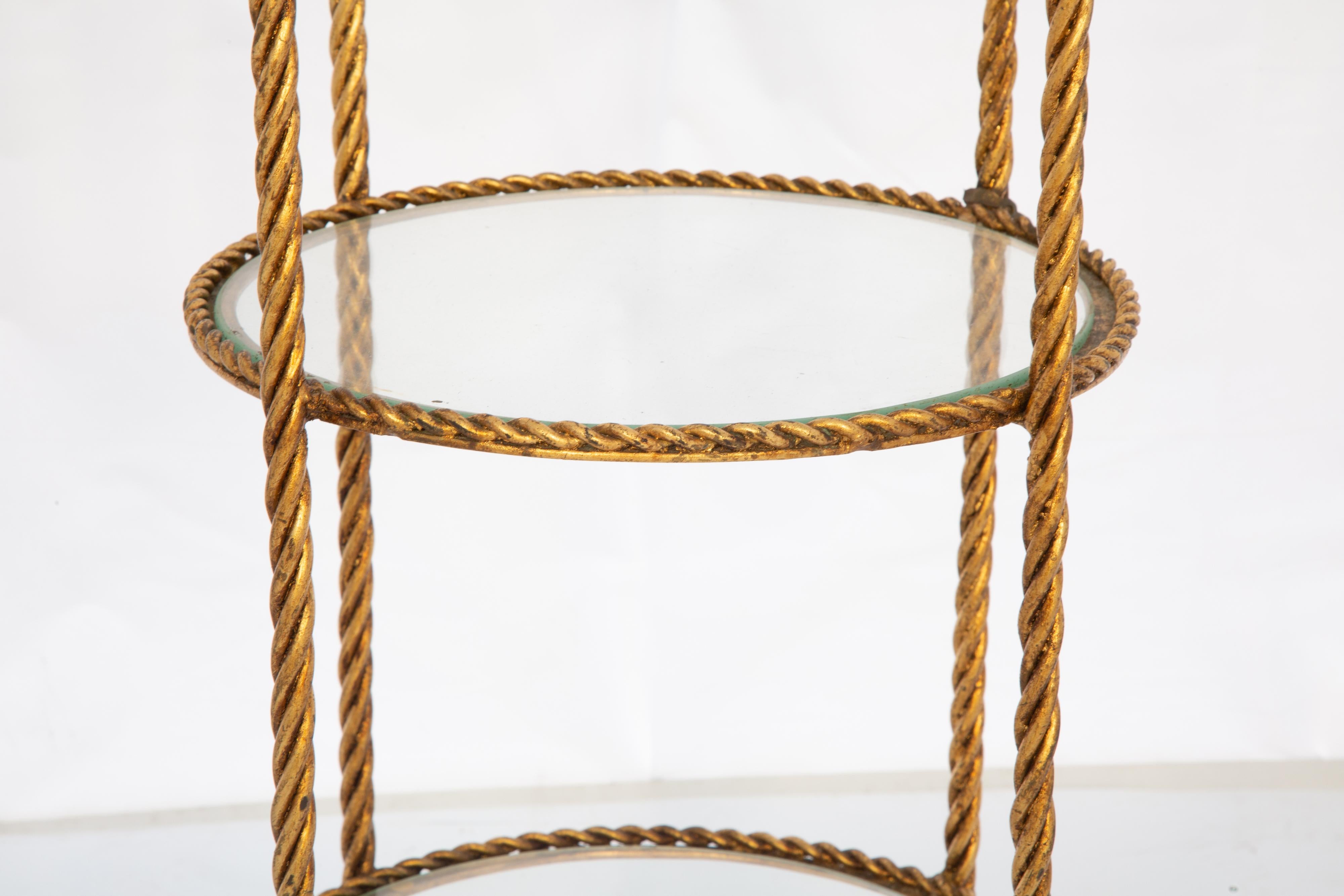Coppia di supporti per corde e nappe in ferro dorato d'epoca In condizioni buone in vendita a West Palm Beach, FL