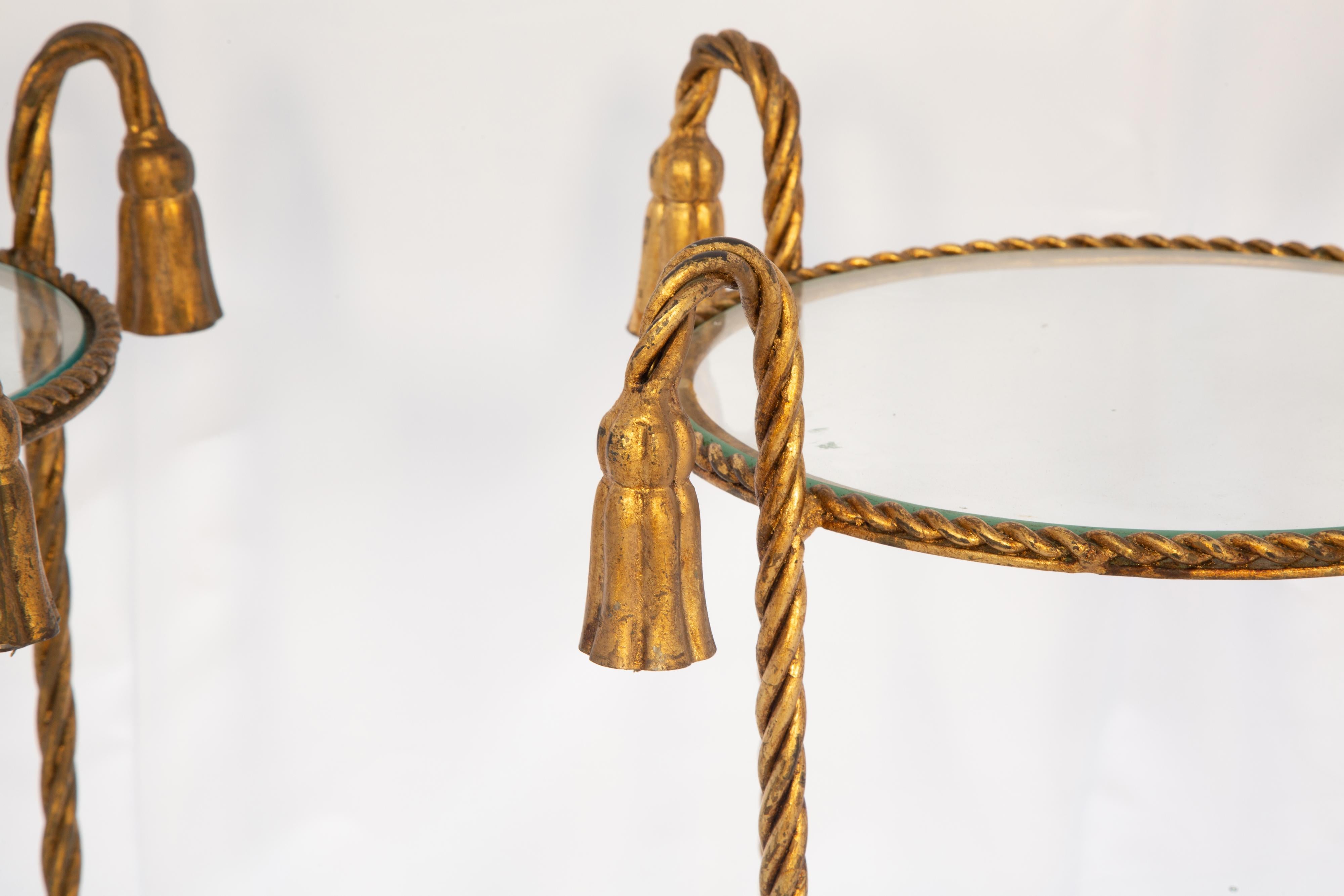 XX secolo Coppia di supporti per corde e nappe in ferro dorato d'epoca in vendita