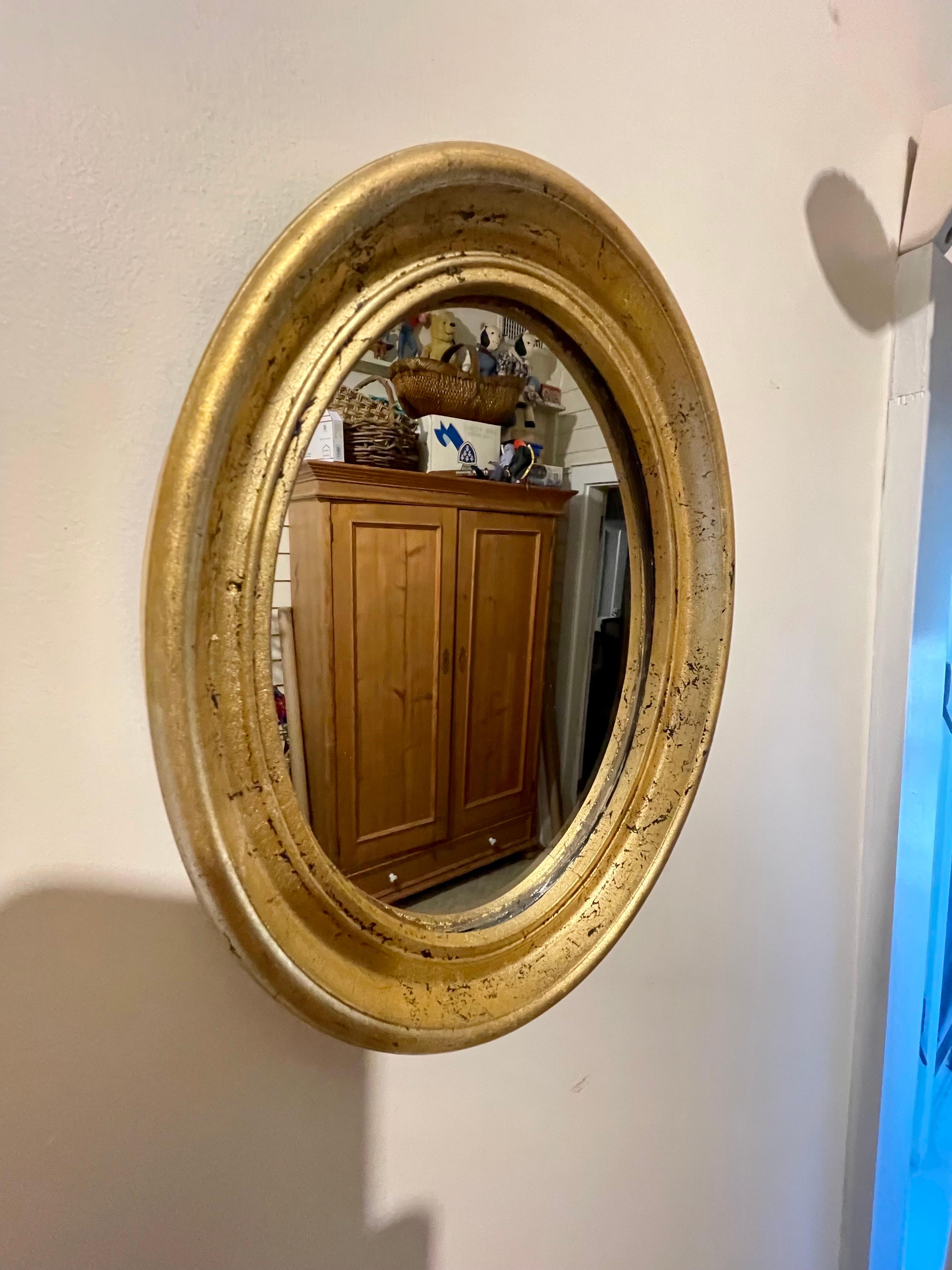 Wood Pair Of Vintage Gilt Oval Italian Mirrors For Sale
