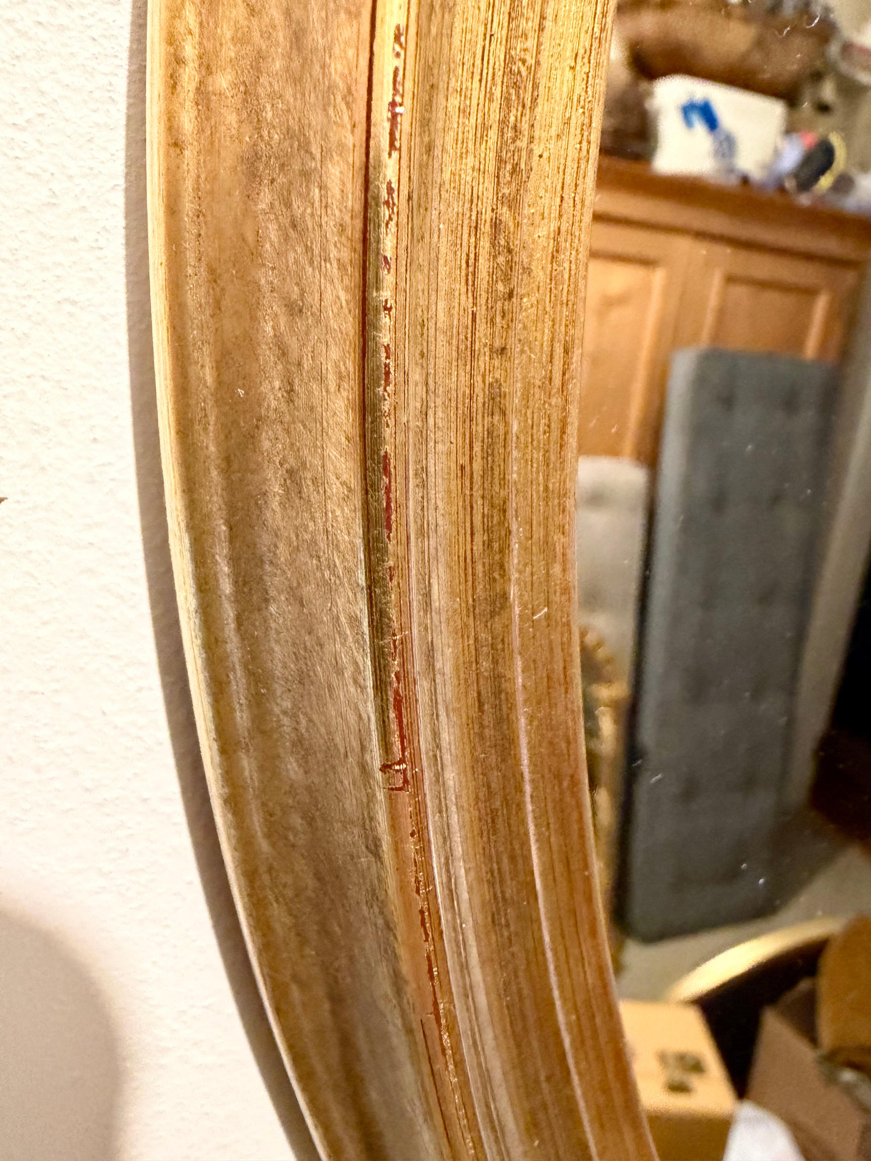 Paar vergoldete ovale Vintage-Spiegel (Vergoldet) im Angebot