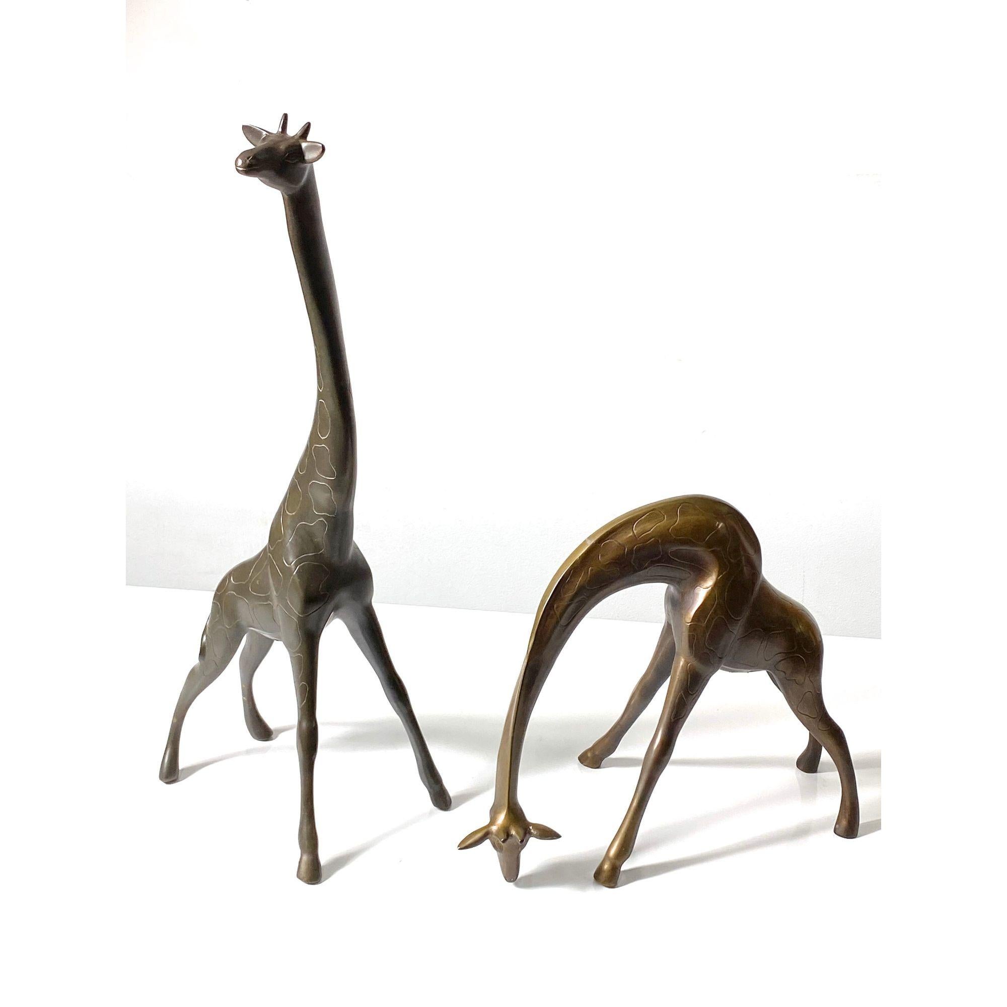 Modern Pair of Vintage Giraffe Sculptures in Bronze and Brass, circa 1970s For Sale