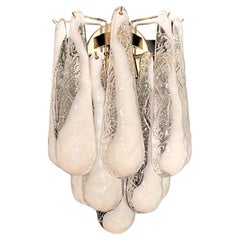 Pareja de apliques de pared vintage gota de pétalos de cristal - blanco lattimo