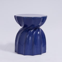 Paar glasierte Vintage-Tische, Tische oder Gartenstühle aus Steingut aus Steingut