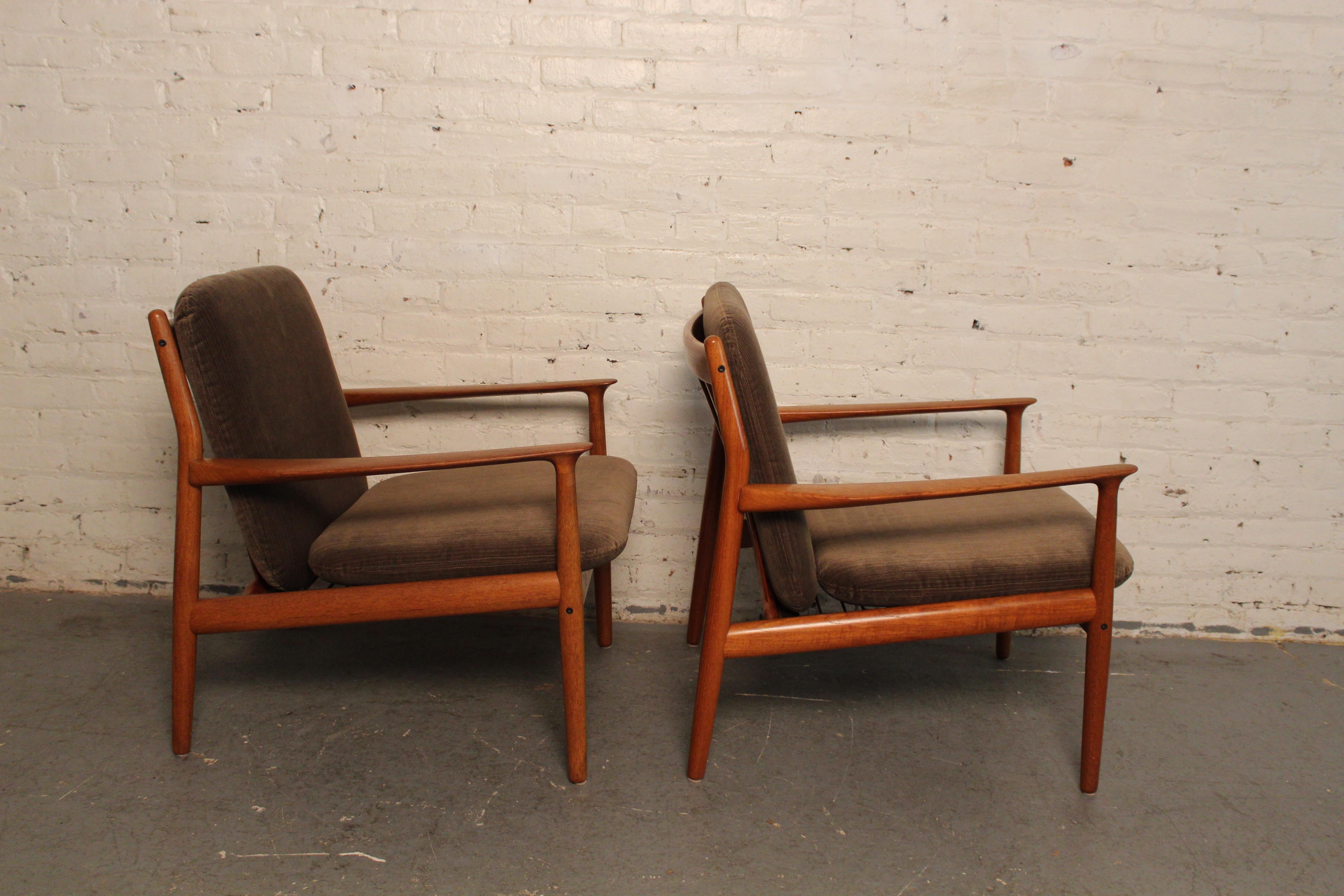 Danois Paire de chaises vintage 