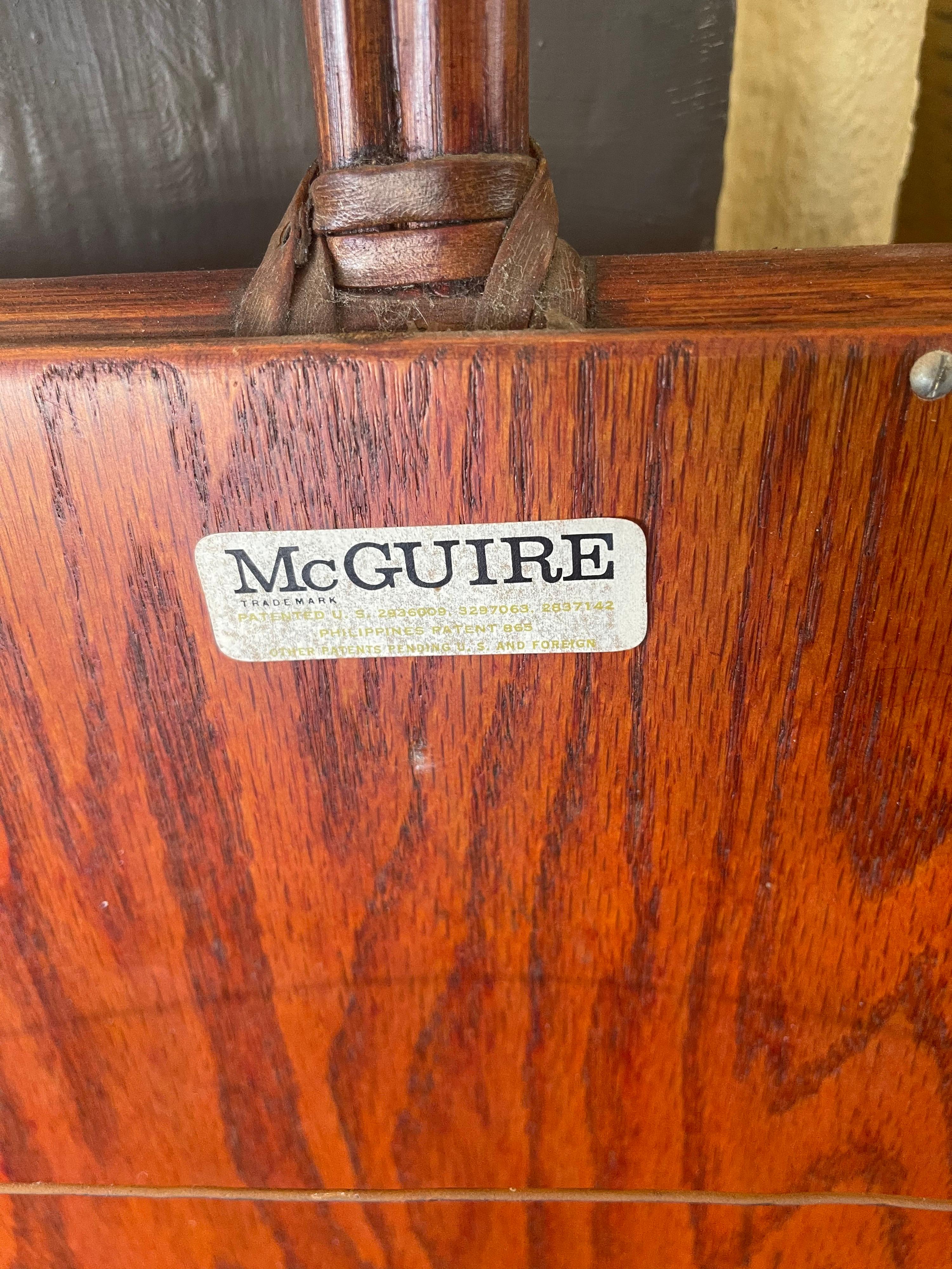 Paire de miroirs gothiques vintage en bambou en forme d'arc de cercle par McGuire en vente 7