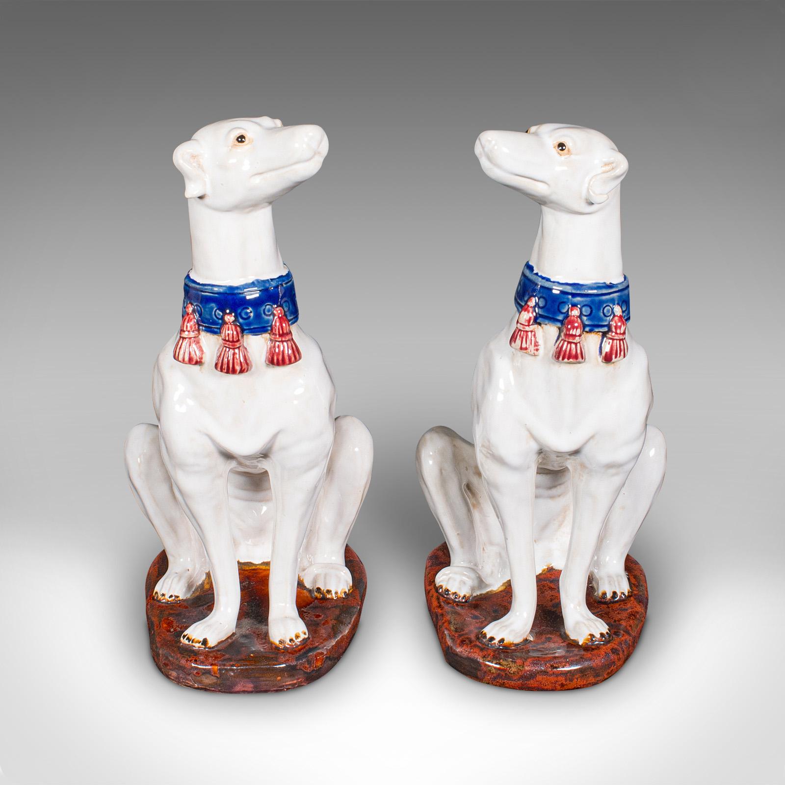 Par De Figuras De Galgo Vintage, Italianas, Estatua De Perro, Sujetalibros, Mediados De Siglo Moderno de mediados de siglo en venta