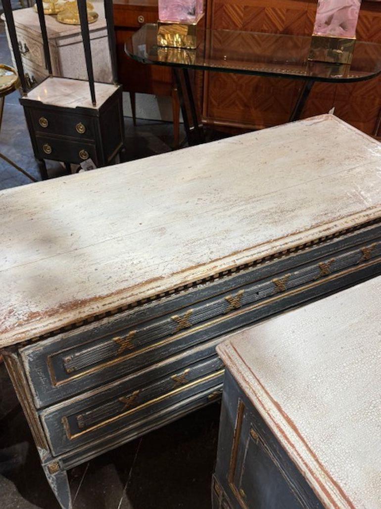 Coppia di commodes neoclassici gustaviani d'epoca in vendita 1