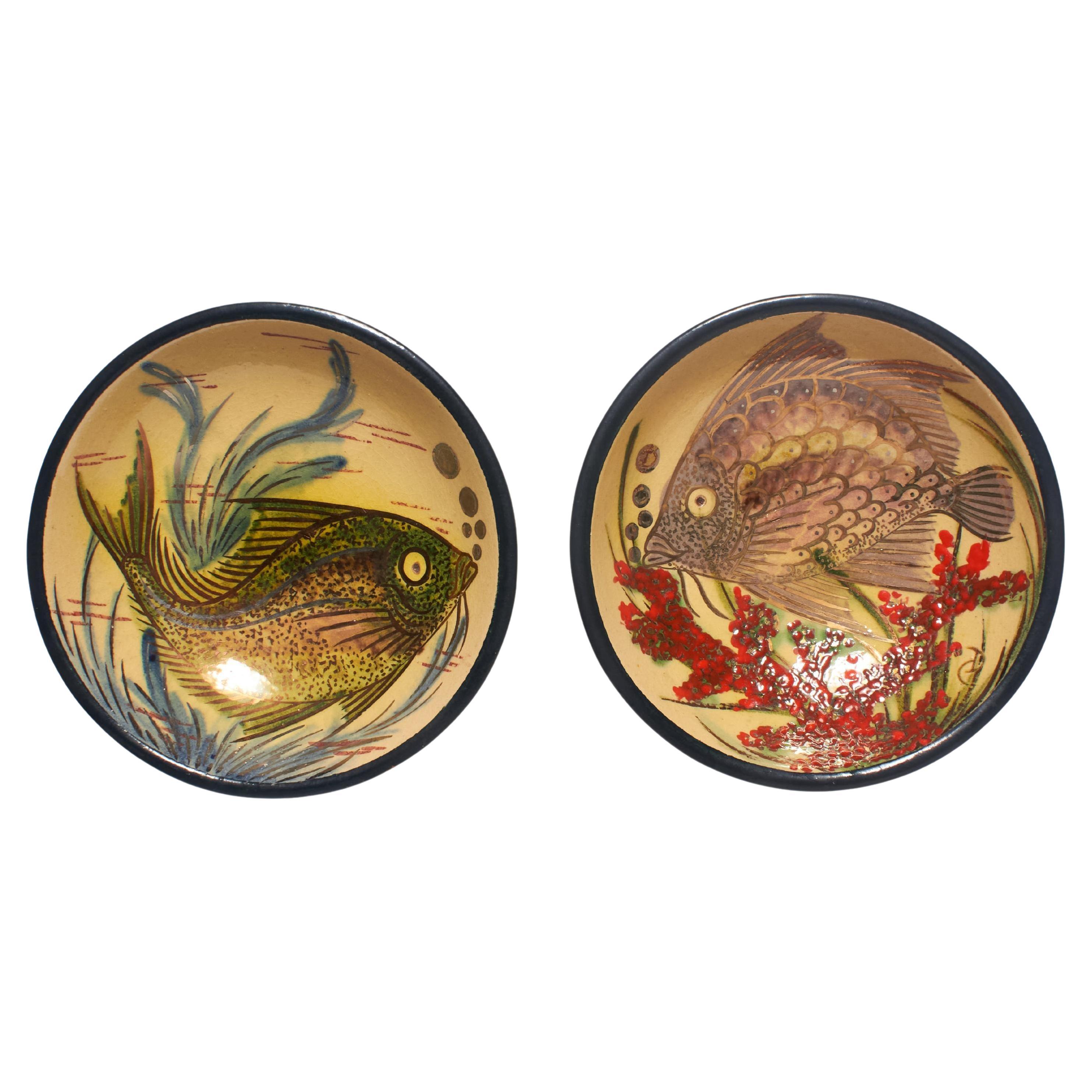 Pair of Vintage Hand-Painted Ceramic Plates by Catalan Artist Diaz Costa For Sale