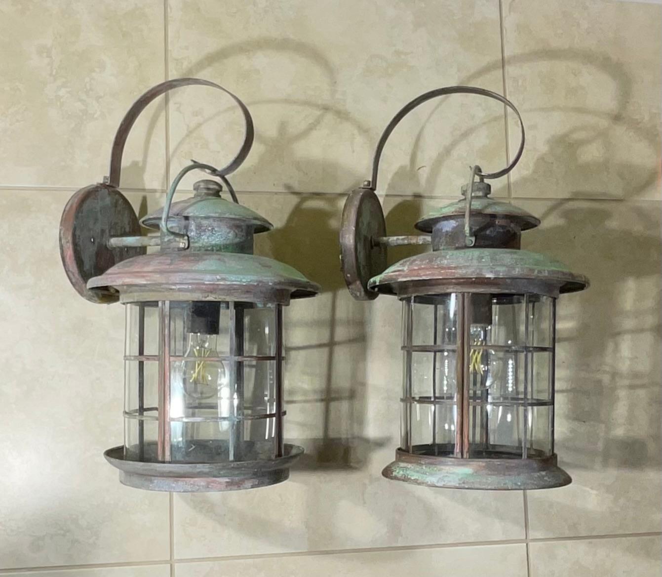 Pair of Vintage Handcrafted Wall-Mounted Brass Lantern For Sale 8