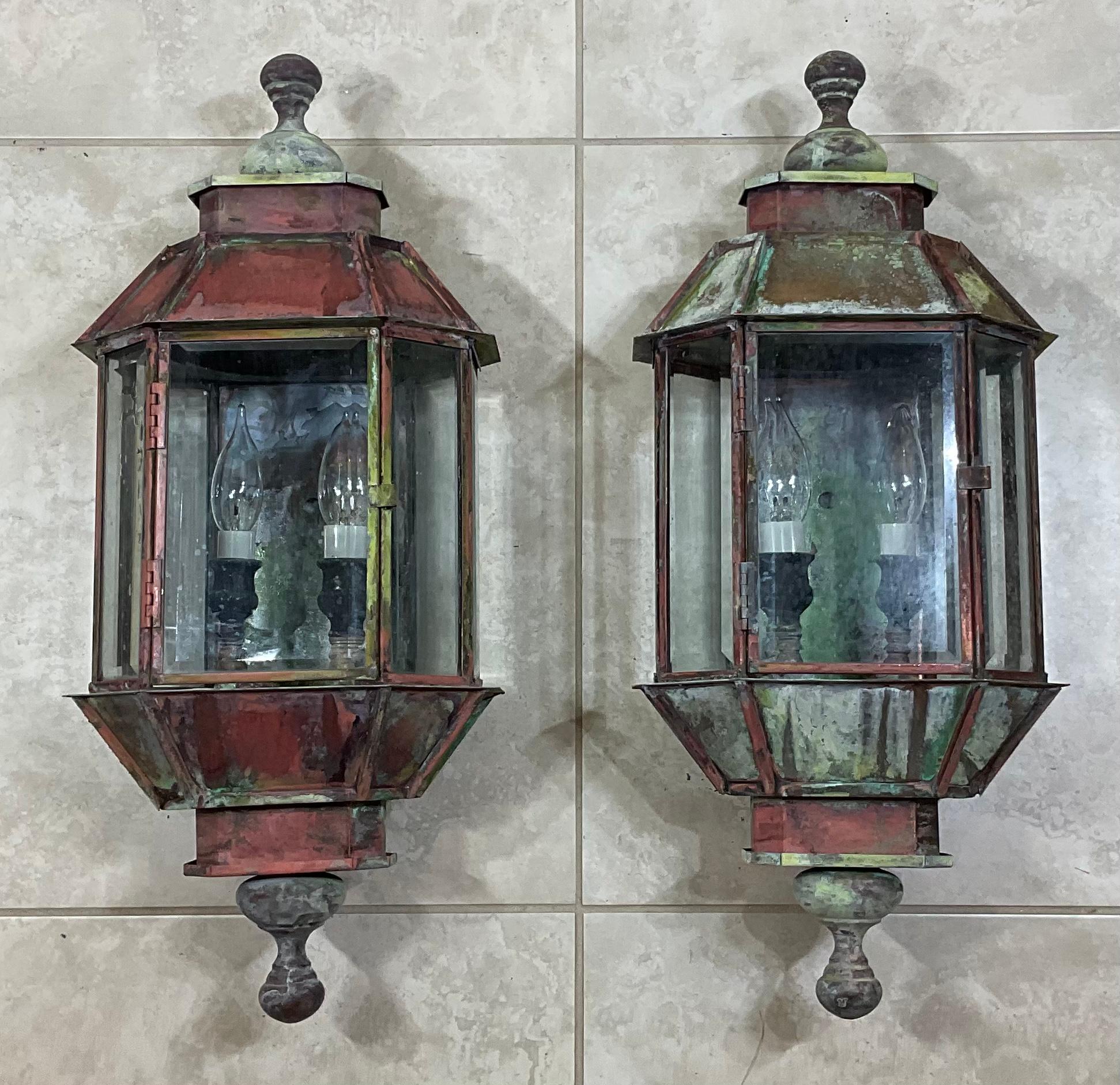 wall mounted lantern