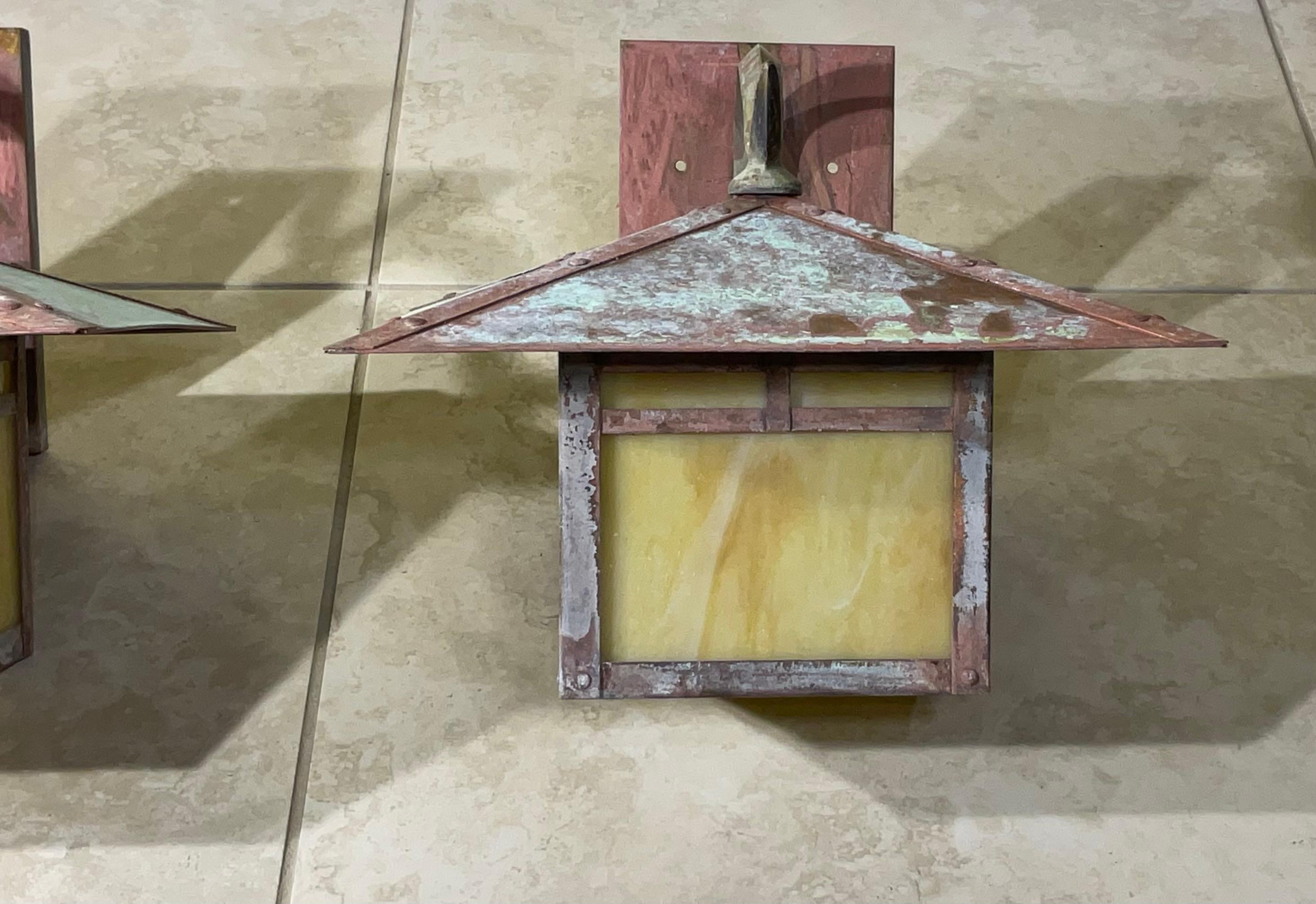 Pair of Vintage Handcrafted Wall-Mounted Pagoda  Brass Lantern 3