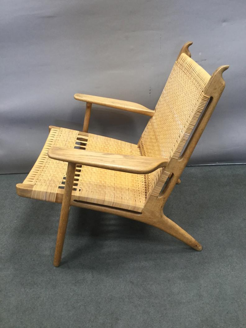 Paire de fauteuils d'époque Hans Wegner CH 27 en vente 5