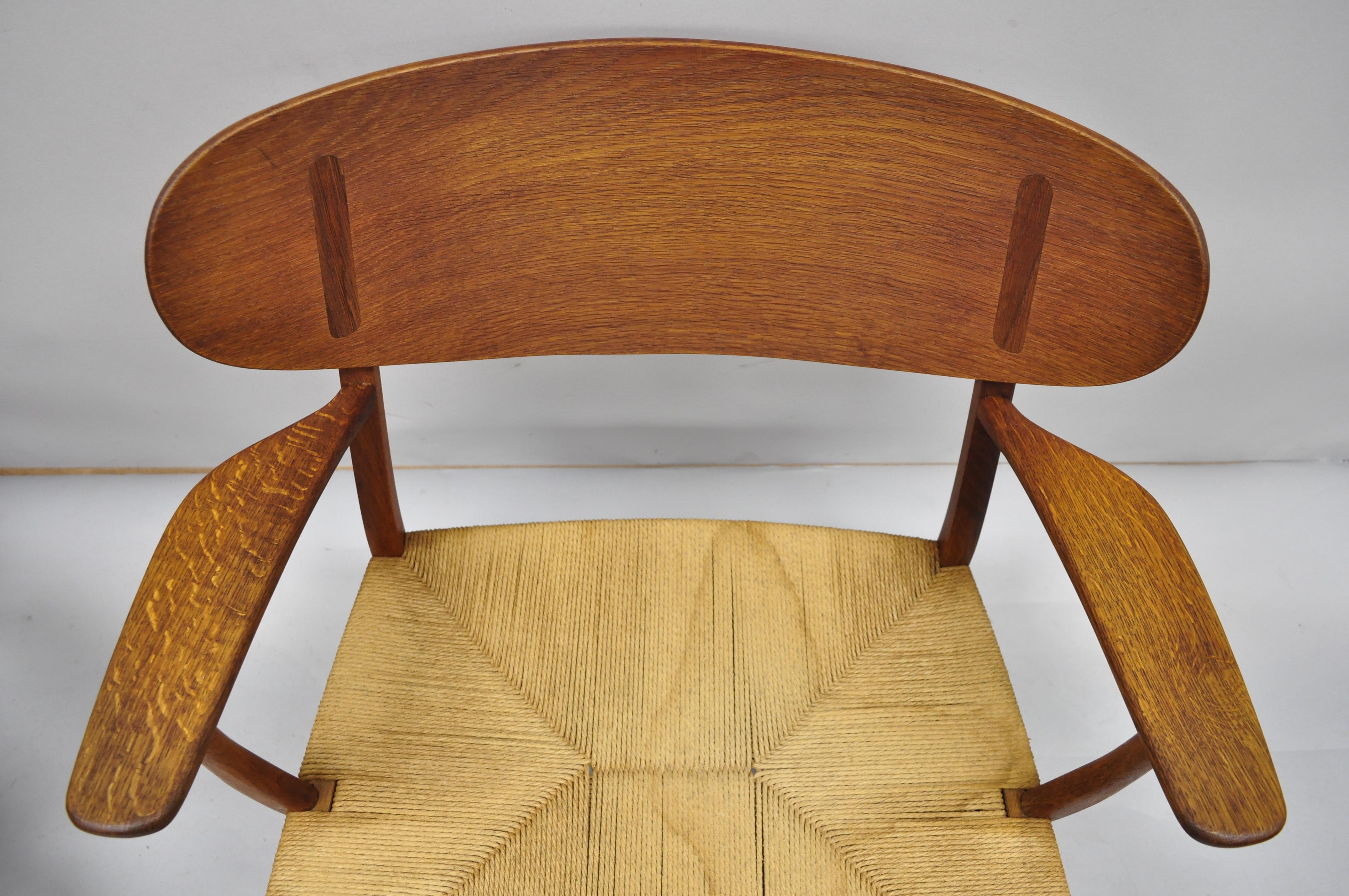 Mid-Century Modern Pair of Vintage Hans Wegner CH22 Carl Hansen & Son Oak Lounge Chairs
